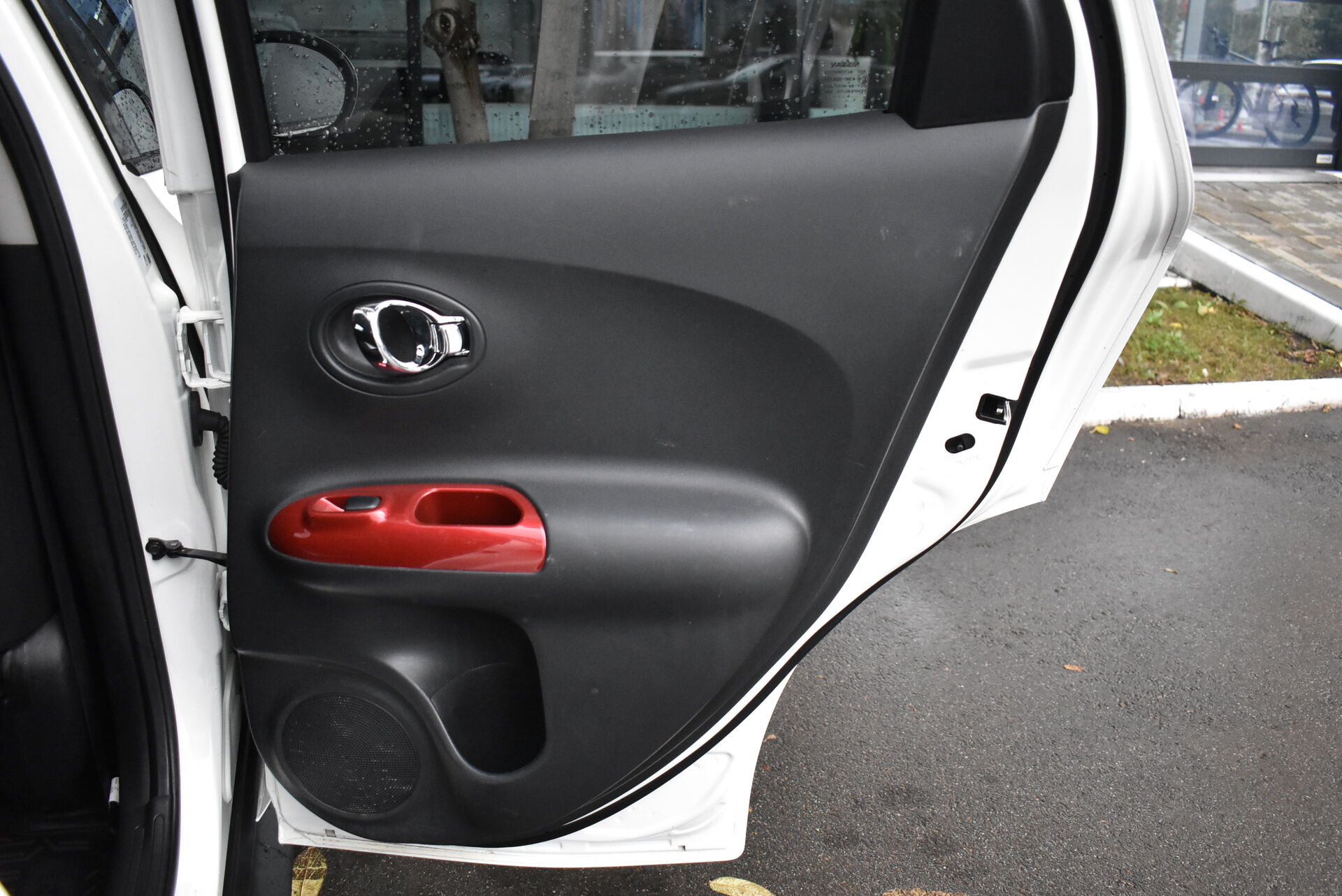 Nissan Juke, I 1.6 CVT (117 л.с.) 2012