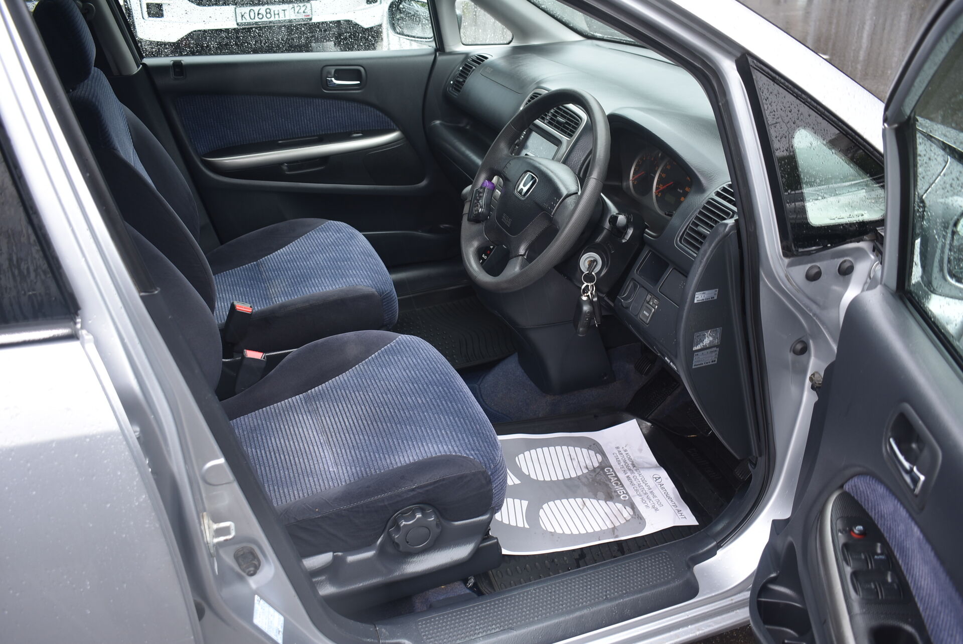 Honda Stream, I 1.7 AT (130 л.с.) 2001