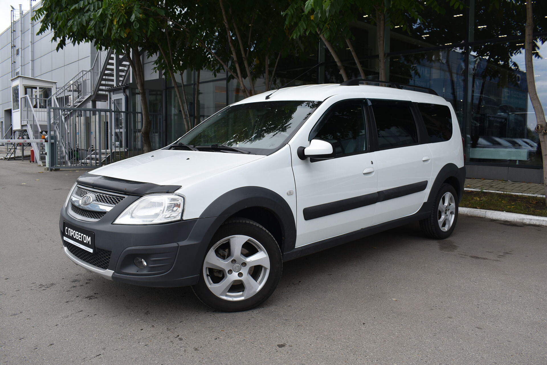 Lada (ВАЗ) Largus, I 1.6 MT (106 л.с.) 2018