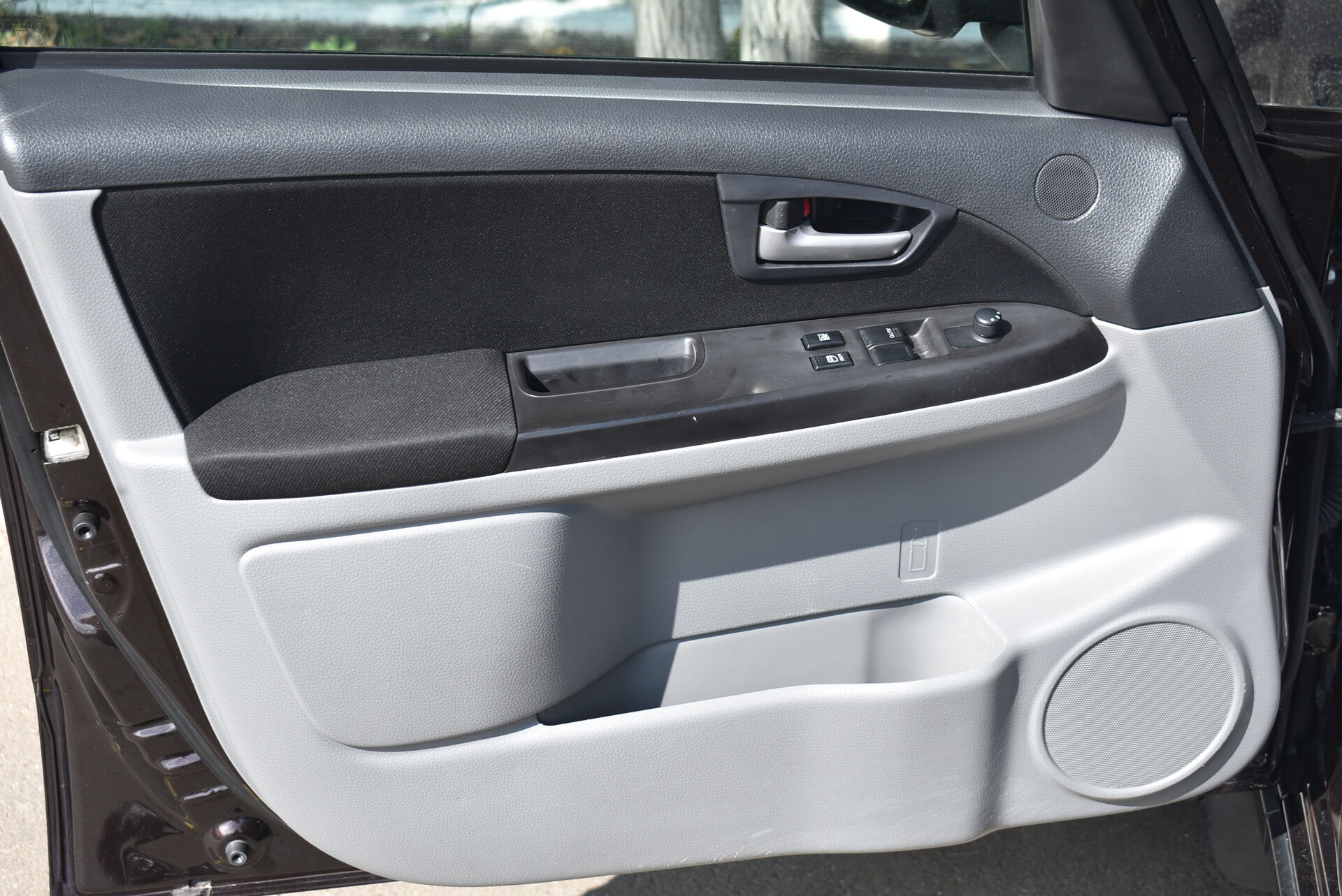 Suzuki SX4, I (Classic) Рестайлинг 1.6 AT (112 л.с.) 4WD 2013