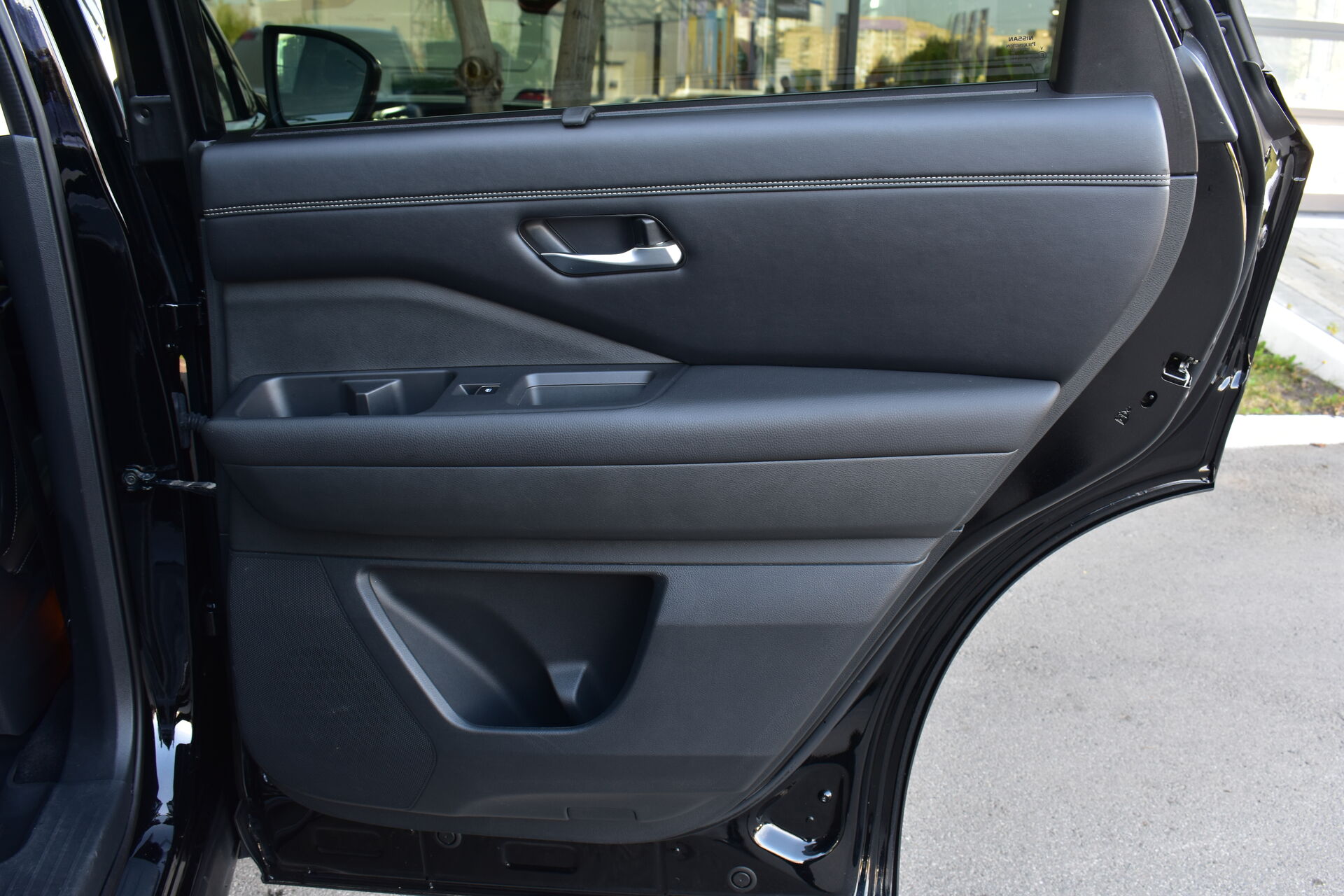 Nissan Pathfinder, V 3.5 AT (275 л.с.) 4WD 2021