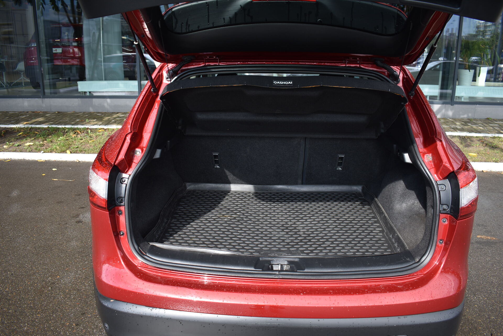 Nissan Qashqai, II 2.0 CVT (144 л.с.) 4WD 2014