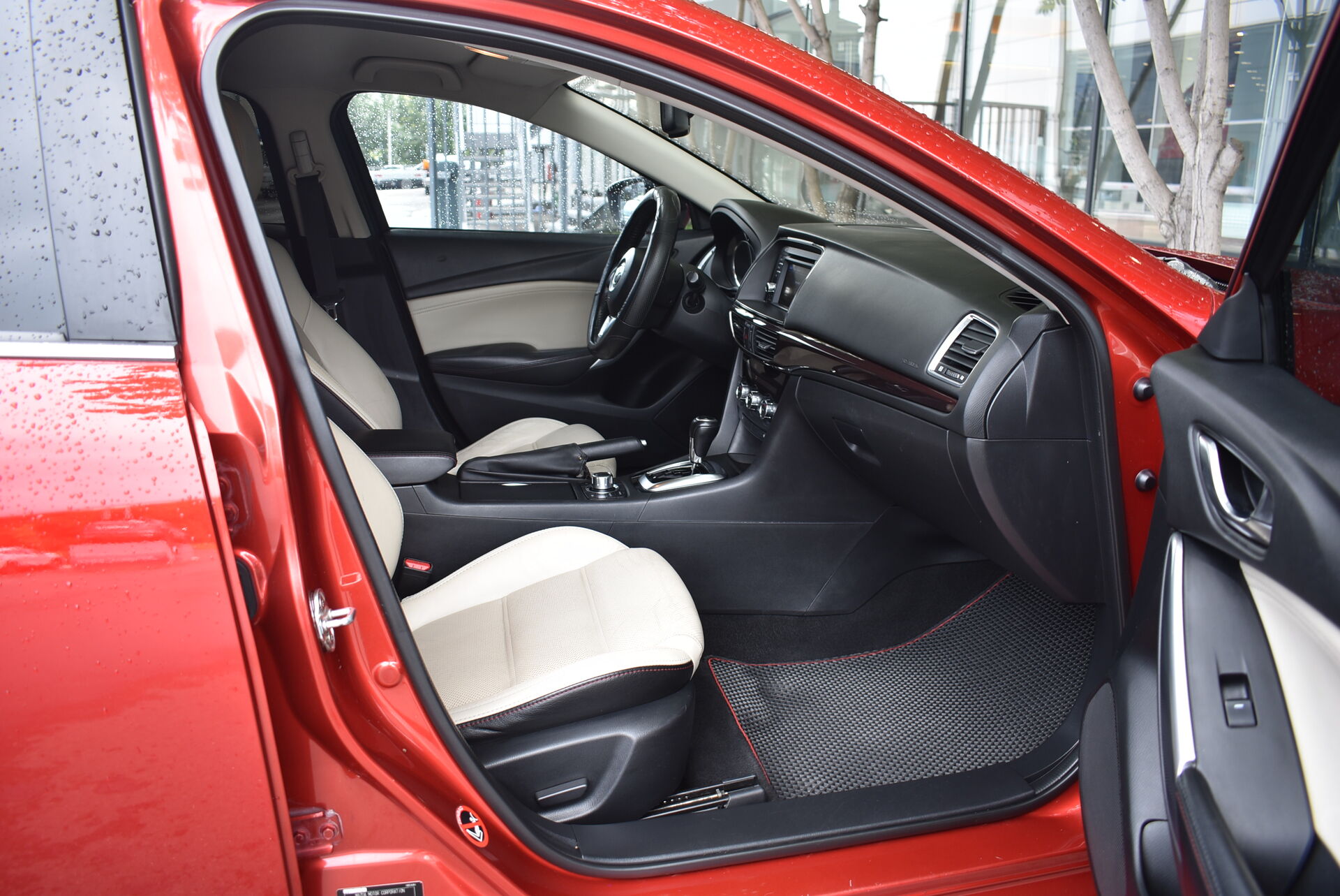 Mazda 6, III (GJ) 2.5 AT (192 л.с.) 2013