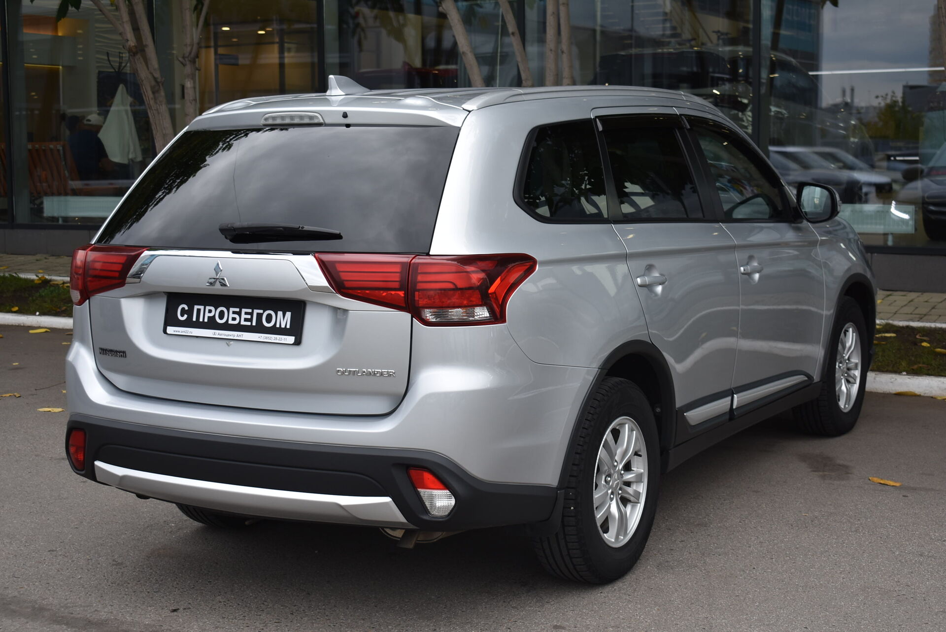 Mitsubishi Outlander, III Рестайлинг 2 2.0 CVT (146 л.с.) 2018