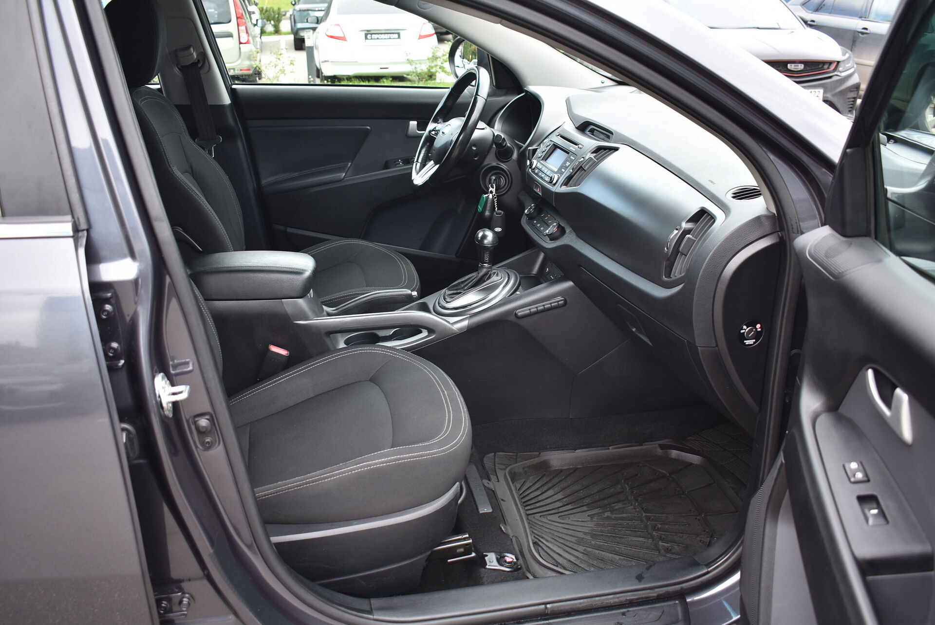 Kia Sportage, III 2.0 AT (150 л.с.) 2013