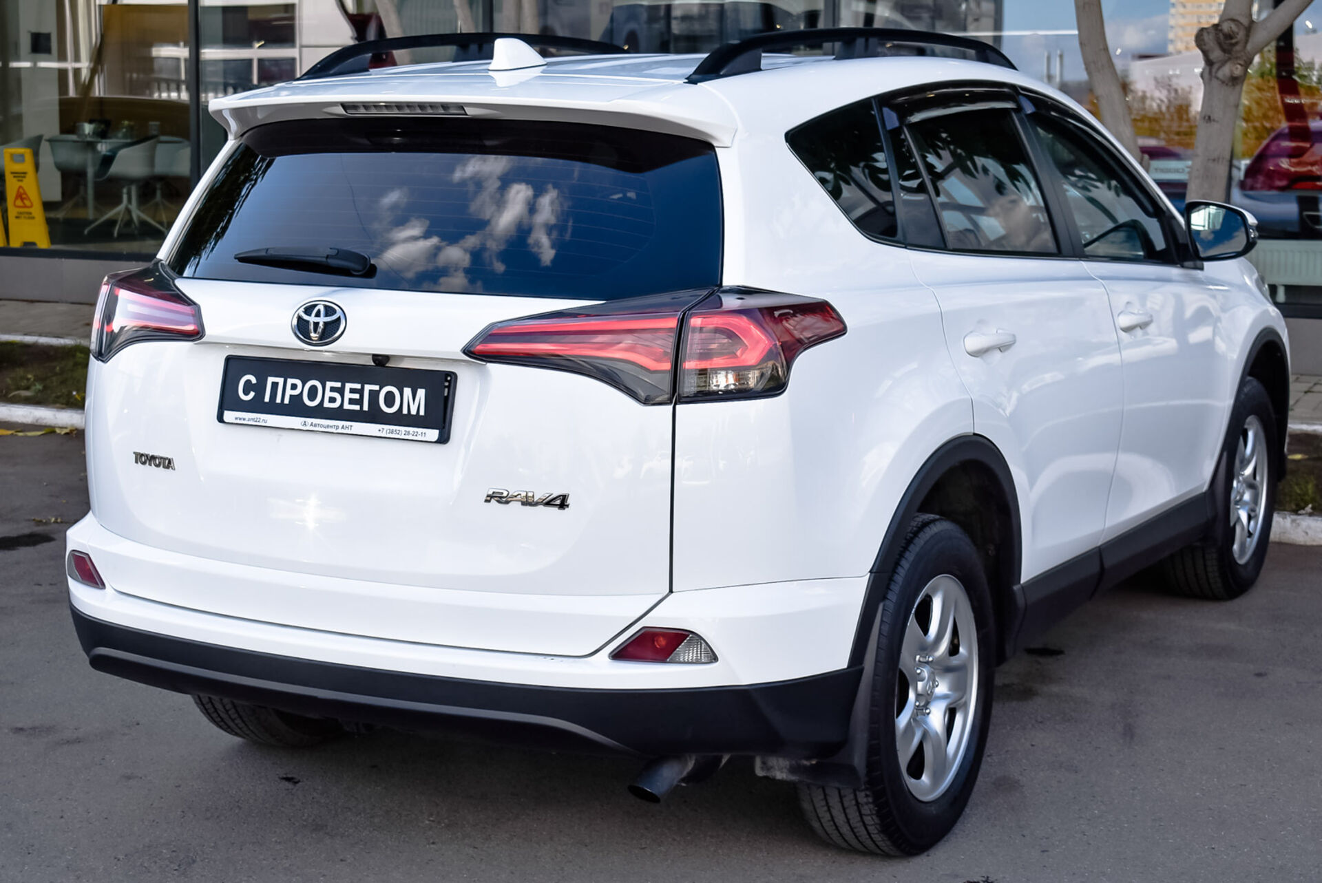 Toyota RAV4, IV (XA40) Рестайлинг 2.0 MT (146 л.с.) 2019
