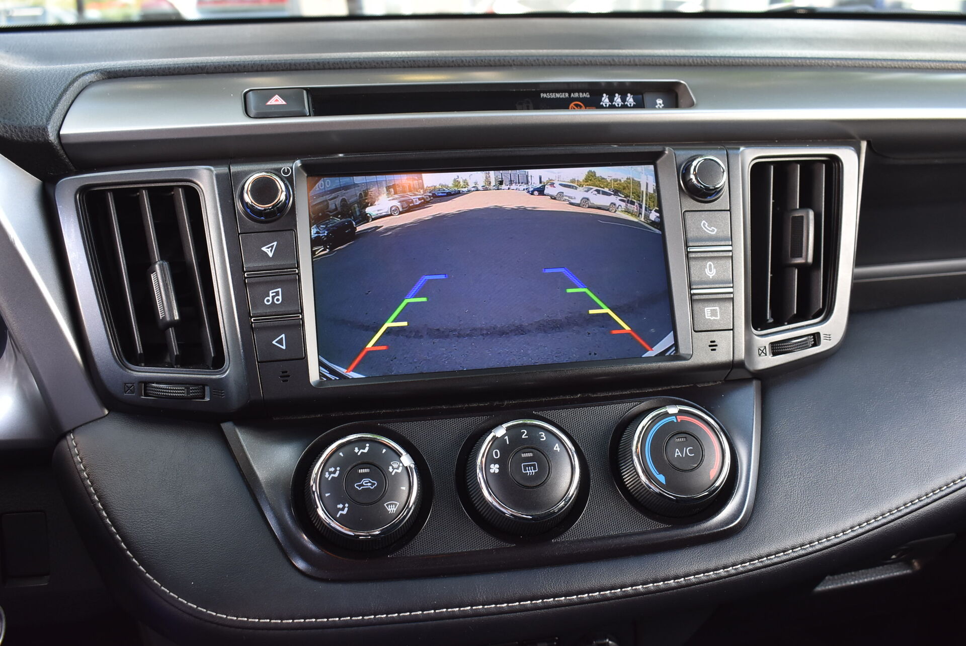 Toyota RAV4, IV (XA40) Рестайлинг 2.0 MT (146 л.с.) 2019