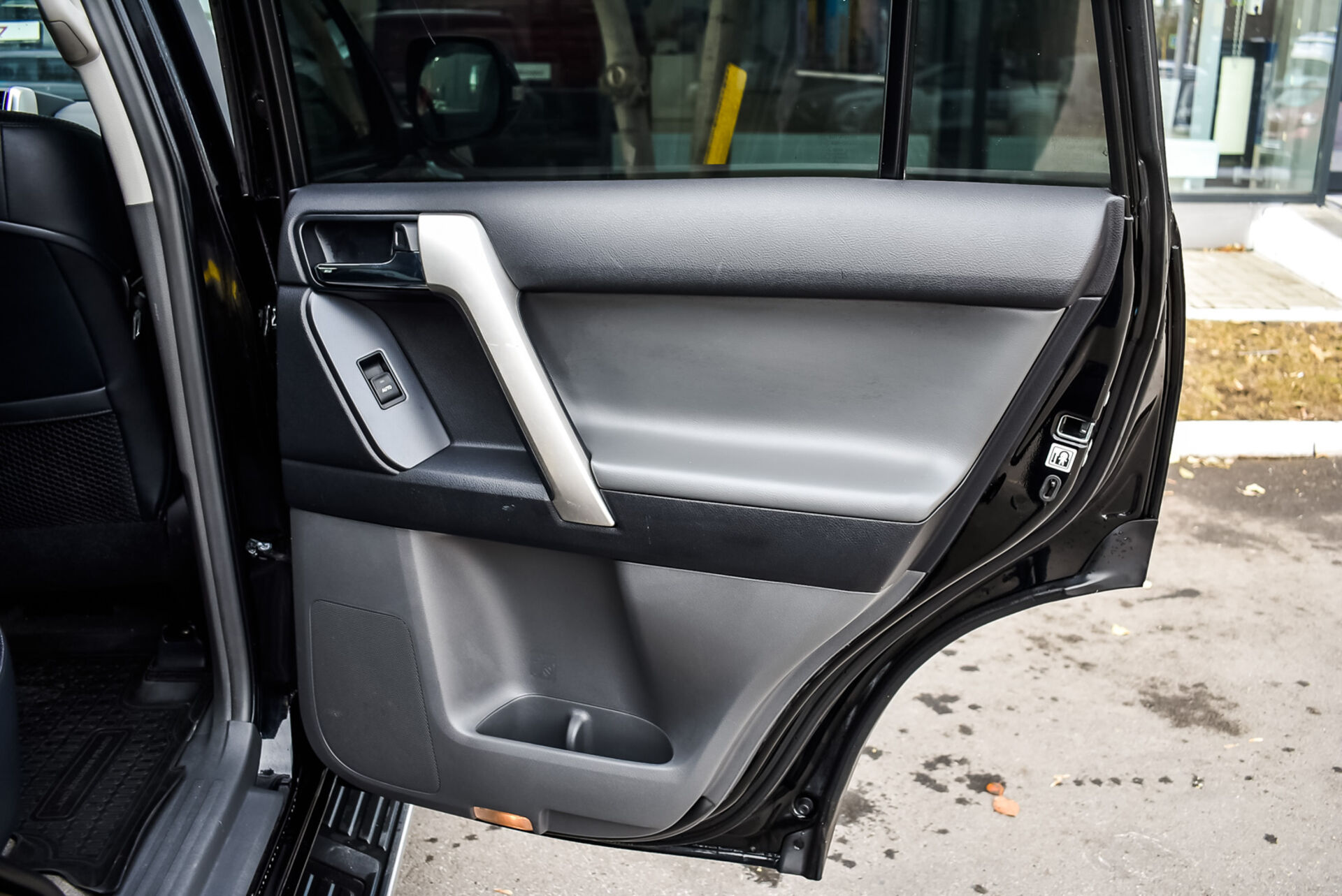 Toyota Land Cruiser Prado, 150 Series 4.0 AT (282 л.с.) 4WD 2013