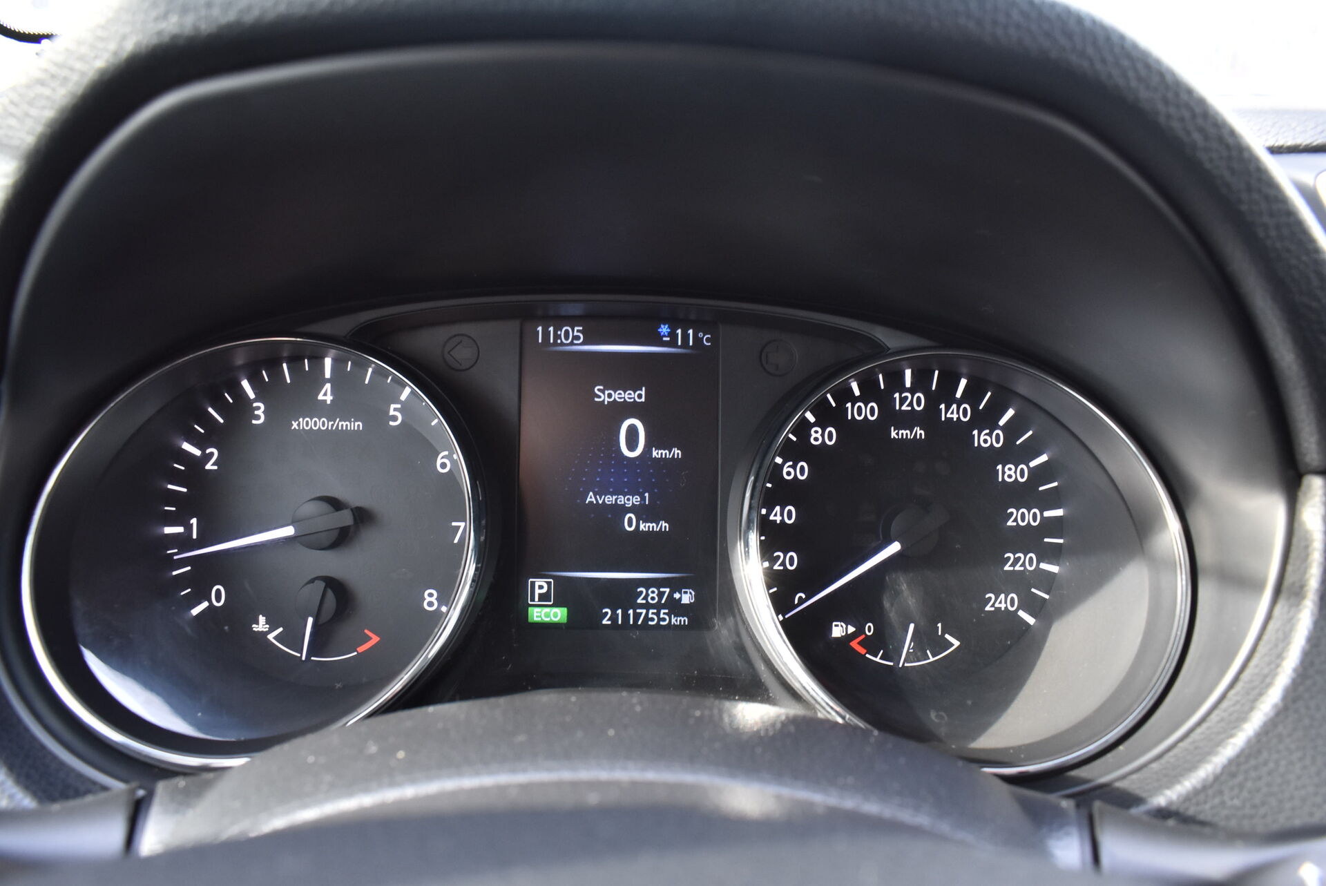 Nissan Qashqai, II 2.0 CVT (144 л.с.) 4WD 2014