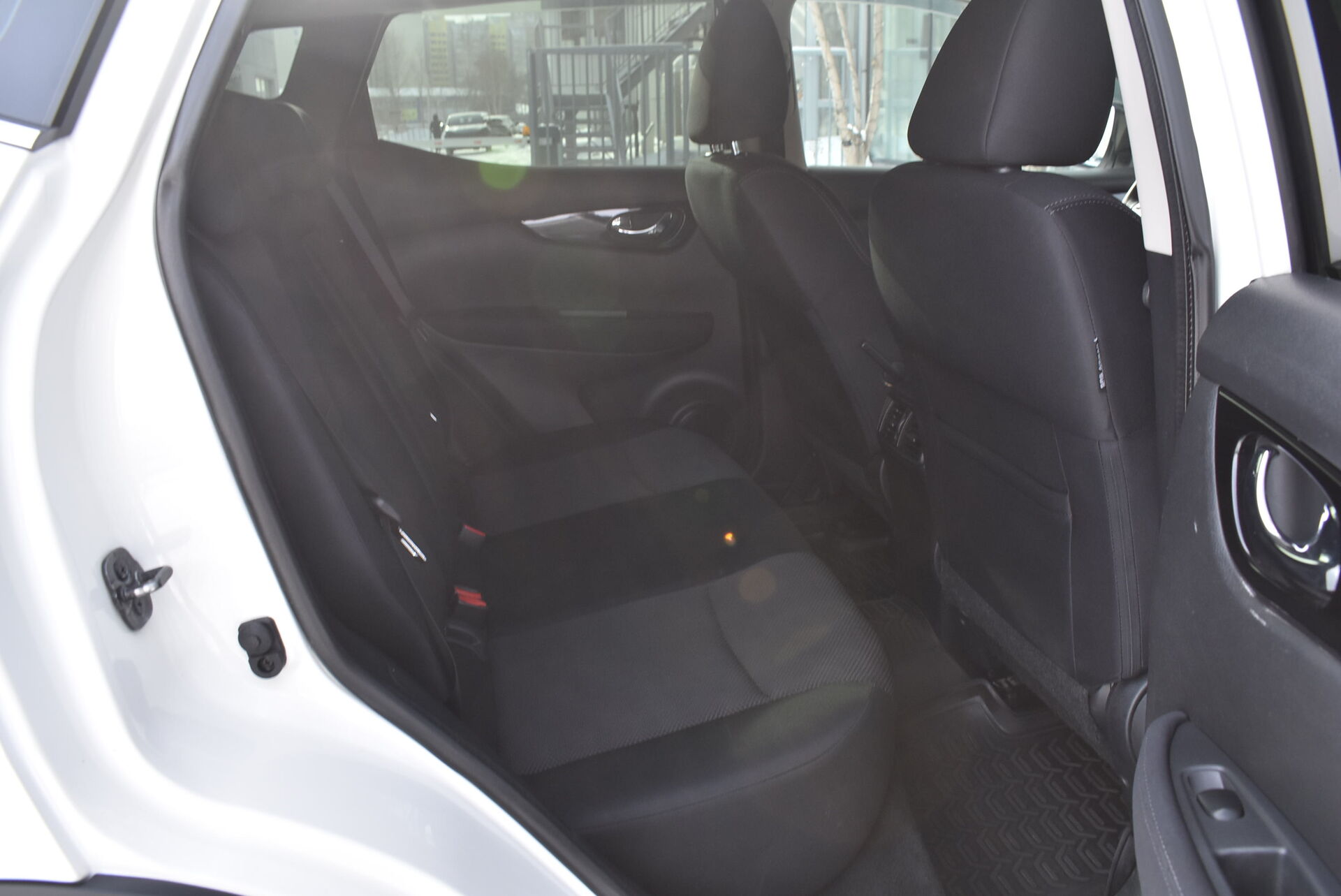 Nissan Qashqai, II 2.0 CVT (144 л.с.) 4WD 2014