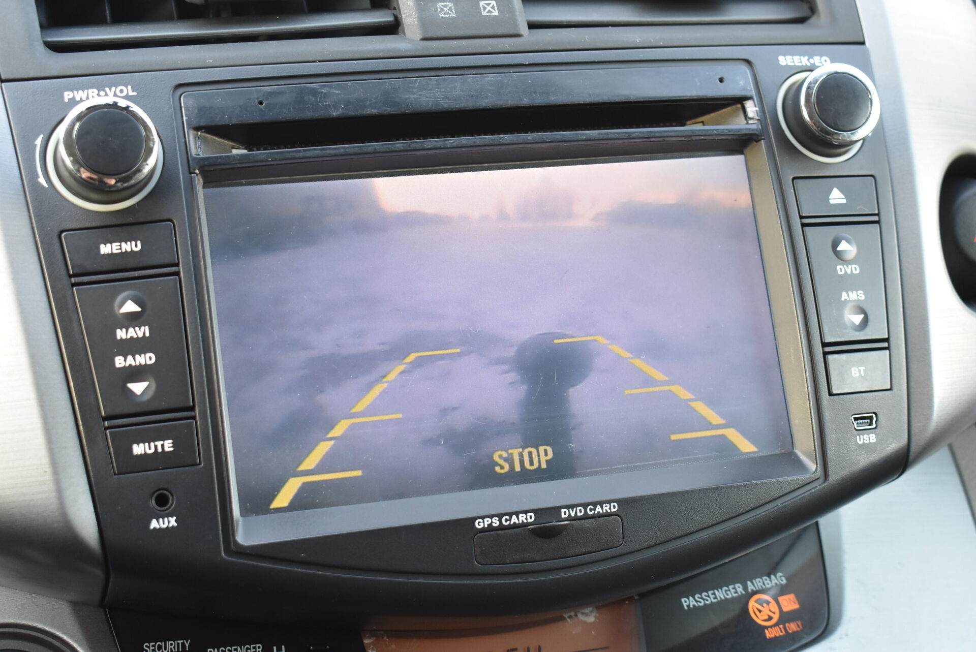 Toyota RAV4, II (XA20) Рестайлинг 2.0 AT (150 л.с.) 4WD 2006