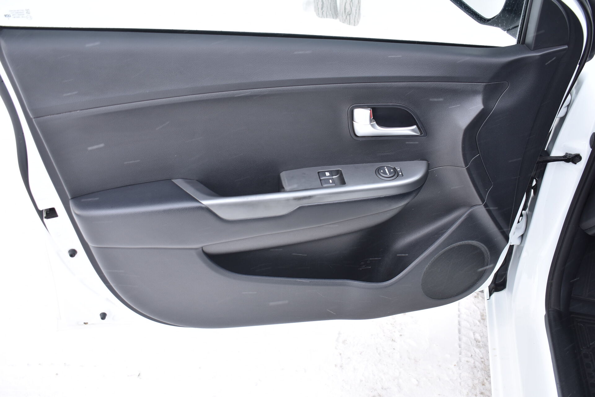 Kia Rio, III Рестайлинг 1.6 MT (123 л.с.) 2015