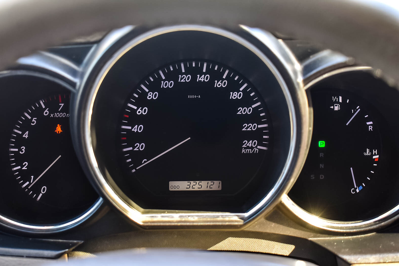 Lexus RX, II 300 3.0 AT (204 л.с.) 4WD 2004