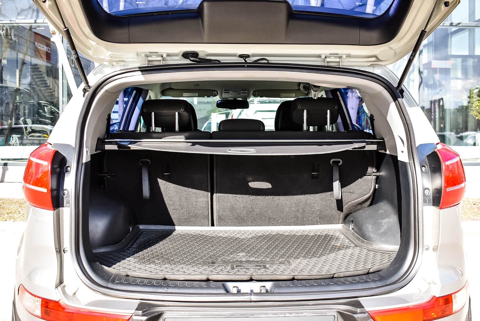 Kia Sportage, III 2.0 AT (150 л.с.) 4WD 2012