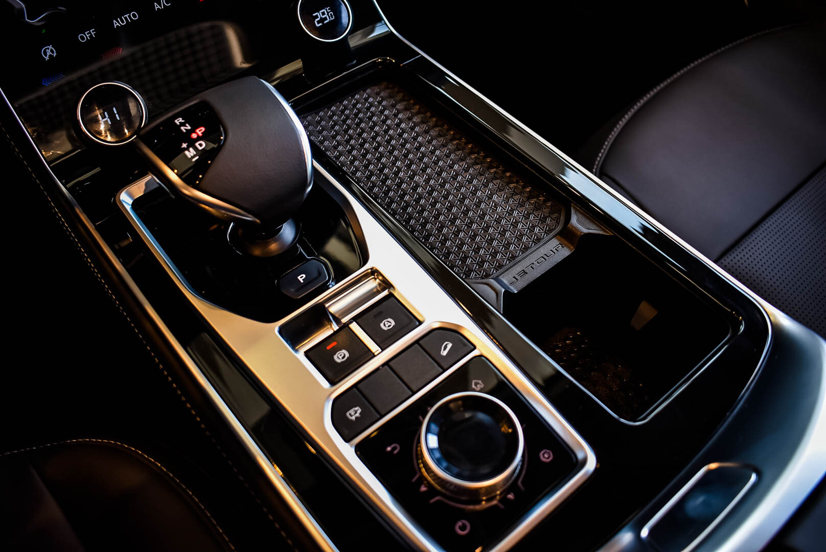 Jetour X90+, I 2.0 AMT (244 л.с.) 2023