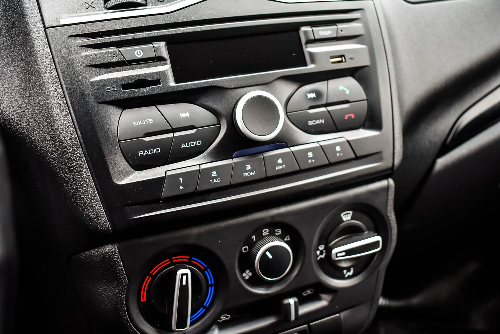 Lada (ВАЗ) Granta, I Рестайлинг Cross 1.6 MT (90 л.с.) 2024