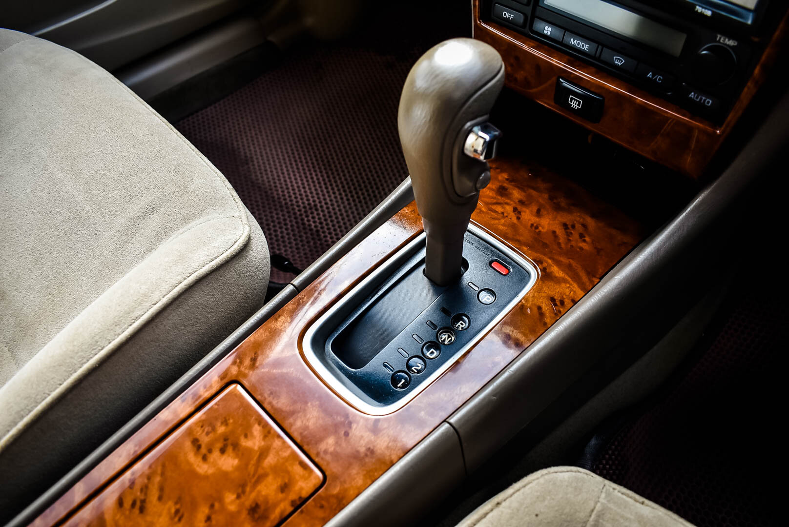 Nissan Bluebird Sylphy, I (G10) 1.8 AT (120 л.с.) 2003