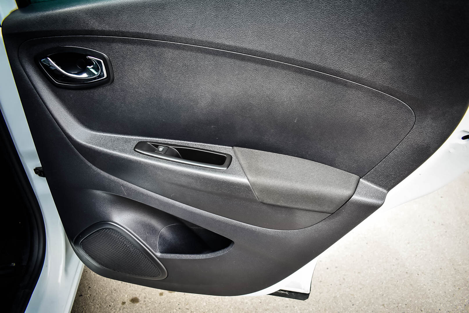 Renault Kaptur, I 2.0 AT (143 л.с.) 4WD 2017