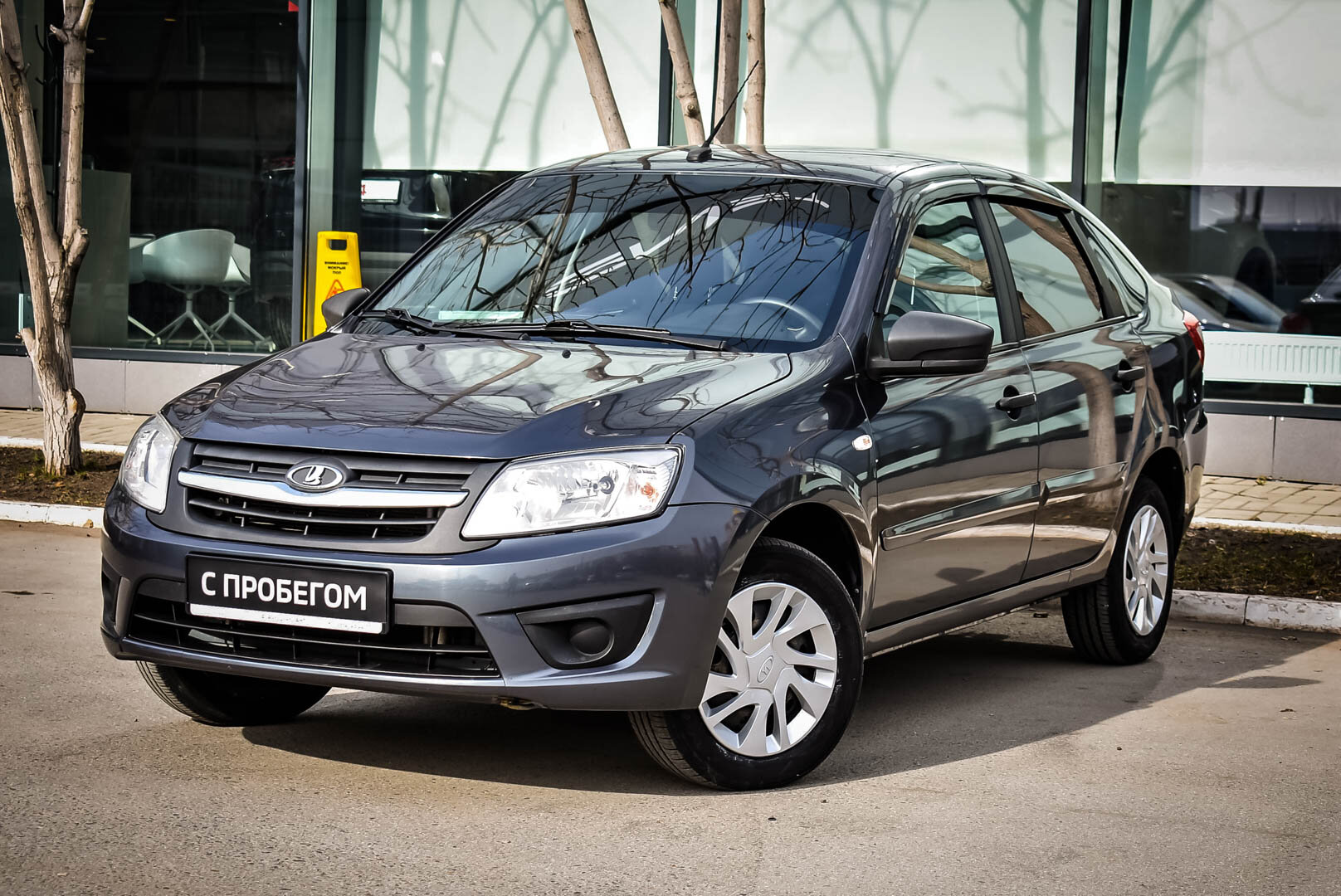 Lada (ВАЗ) Granta, I Рестайлинг 1.6 MT (87 л.с.) 2018