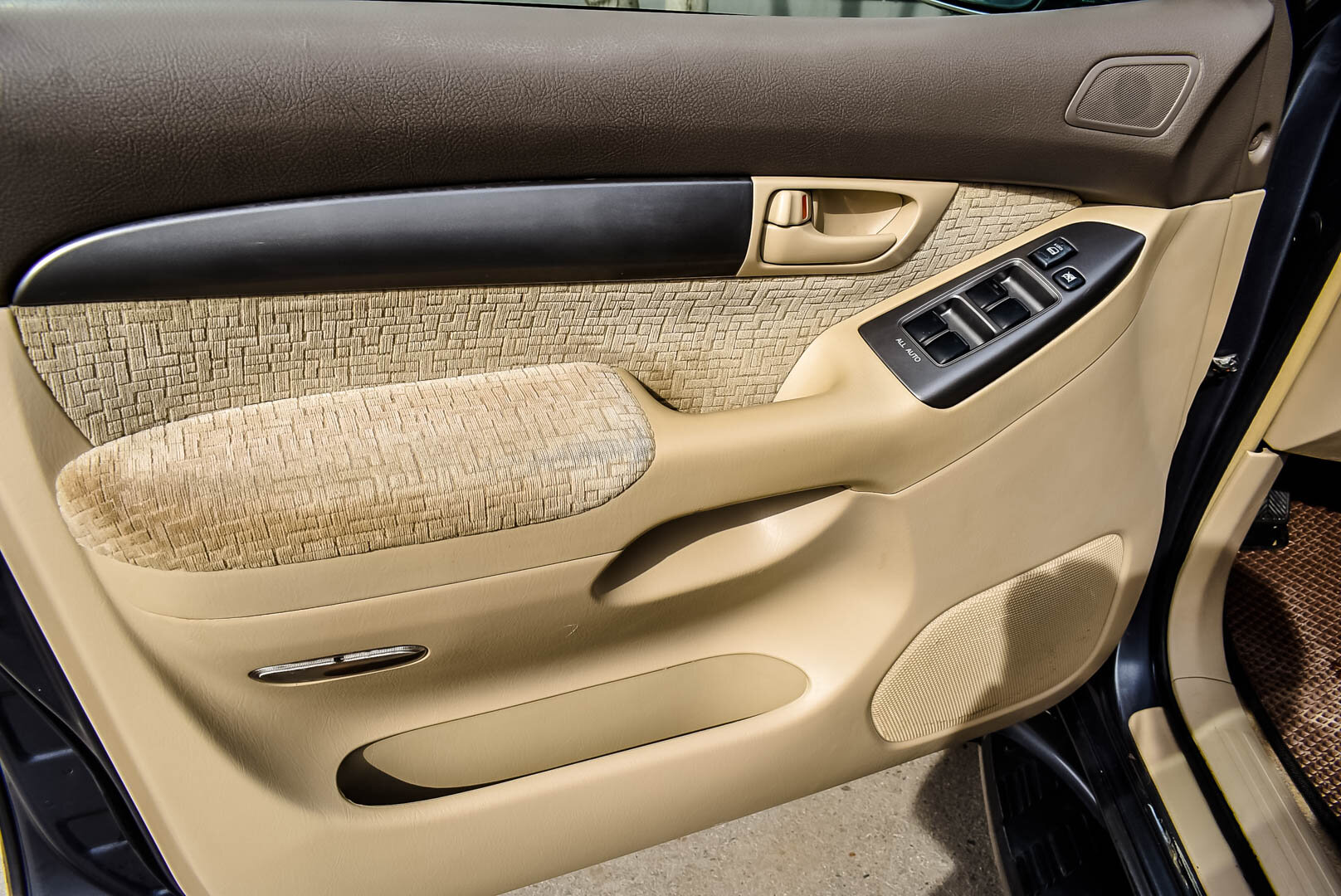 Toyota Land Cruiser Prado, 120 Series 2.7 AT (163 л.с.) 4WD 2007