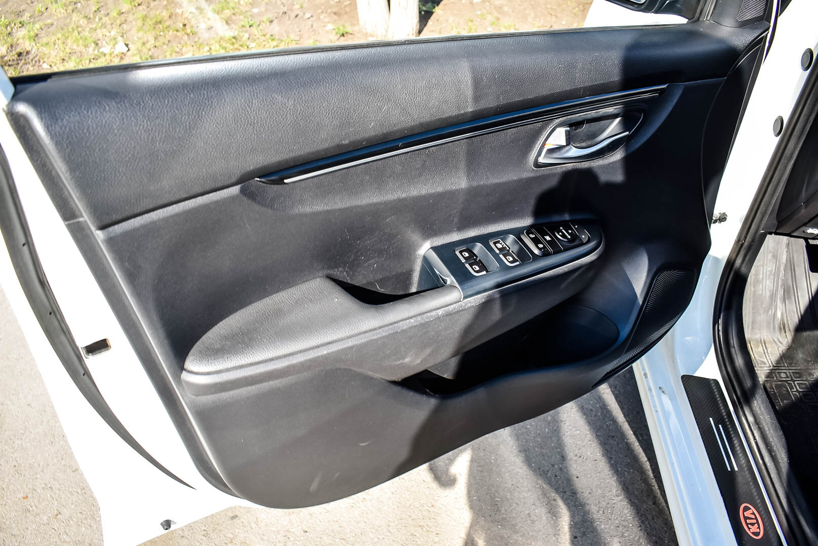 Kia Rio, IV 1.6 MT (123 л.с.) 2017