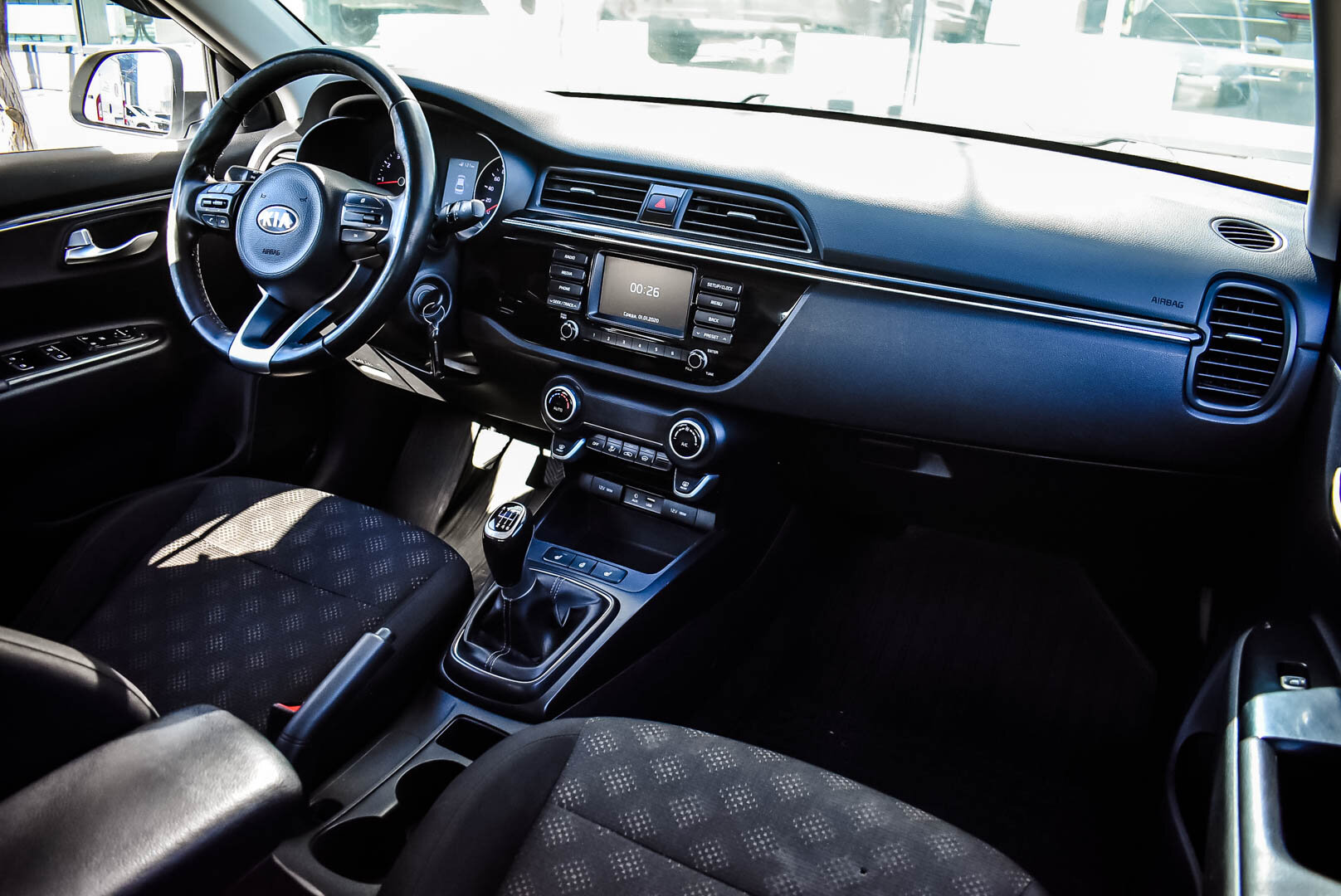 Kia Rio, IV 1.6 MT (123 л.с.) 2017