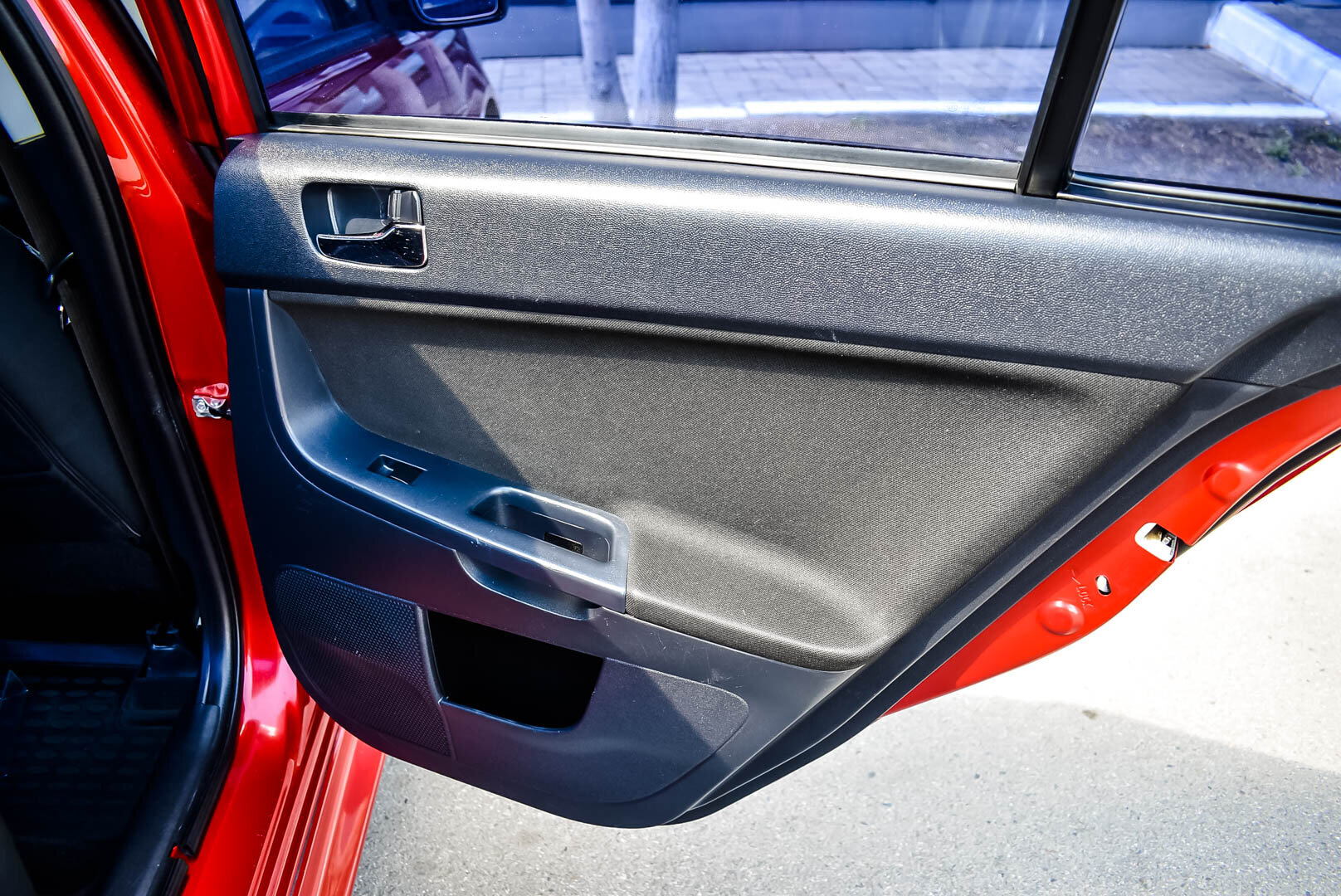 Mitsubishi Lancer, X Рестайлинг 1.5 AT (109 л.с.) 2011