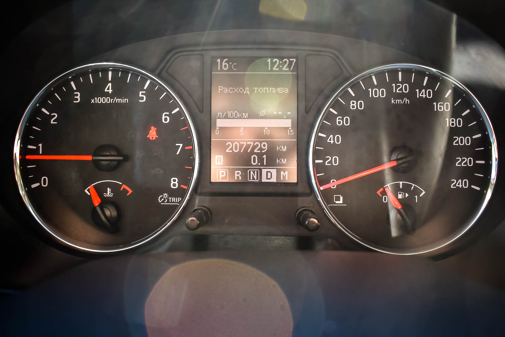 Nissan X-Trail, II 2.5 CVT (169 л.с.) 4WD 2011