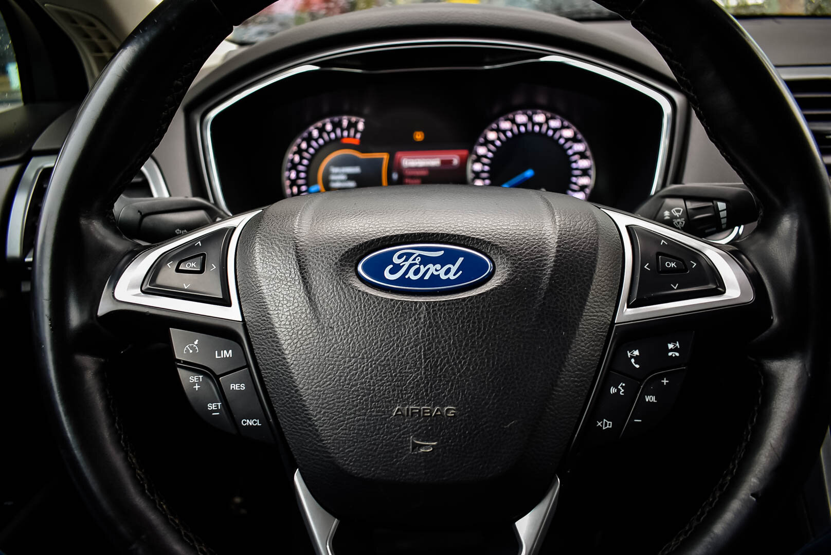 Ford Mondeo, V 2.5 AT (149 л.с.) 2015