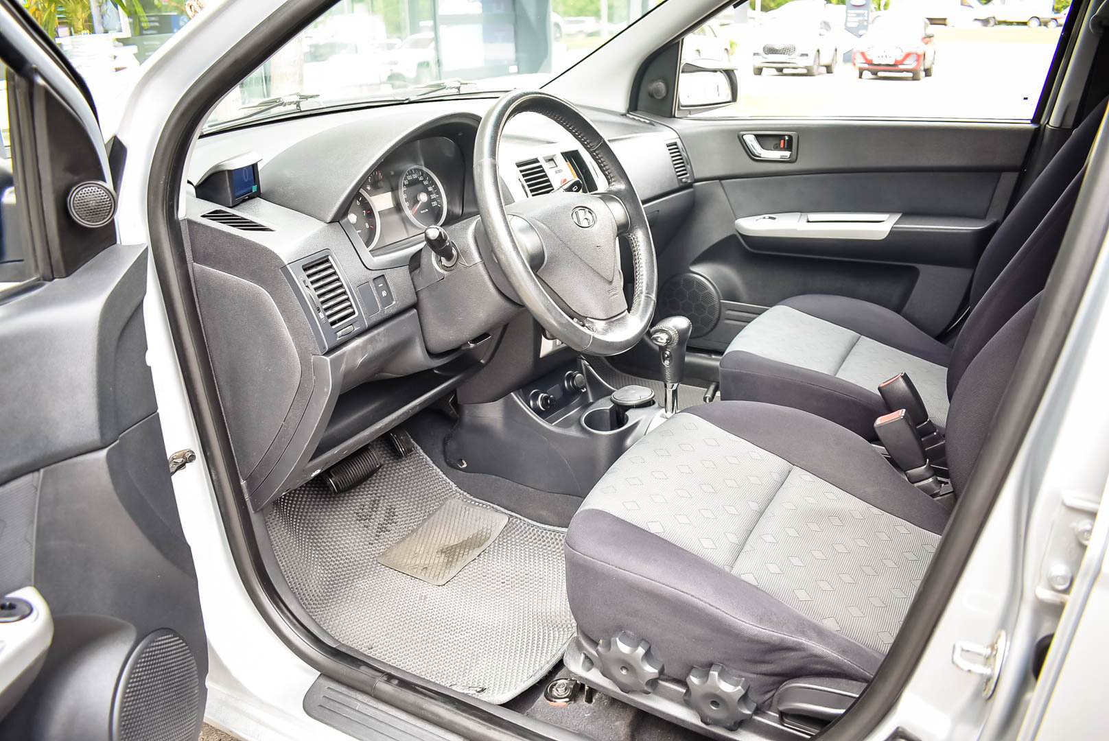 Hyundai Getz, I Рестайлинг 1.4 AT (97 л.с.) 2008