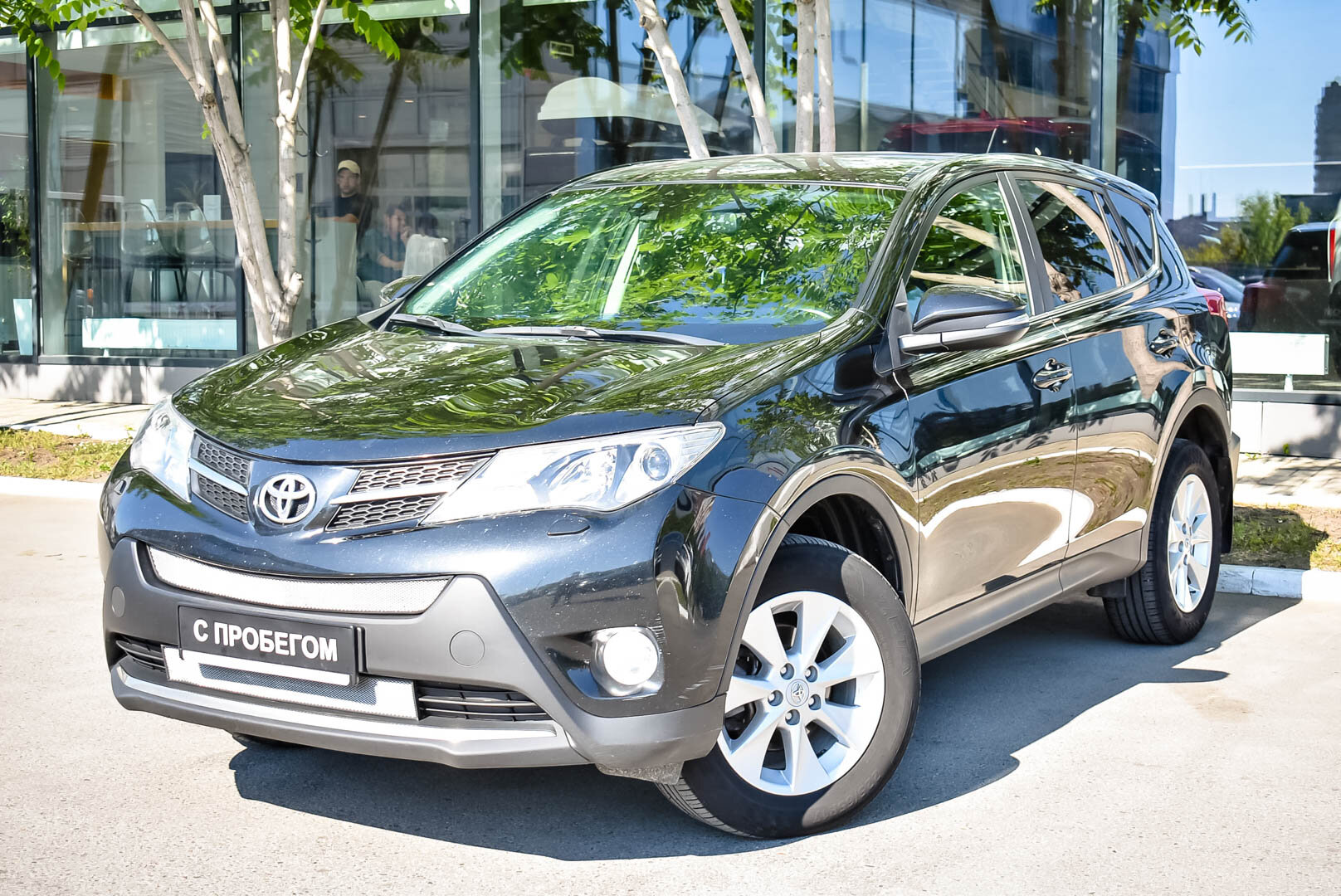 Toyota RAV4, IV (XA40) 2.0 CVT (146 л.с.) 4WD 2013