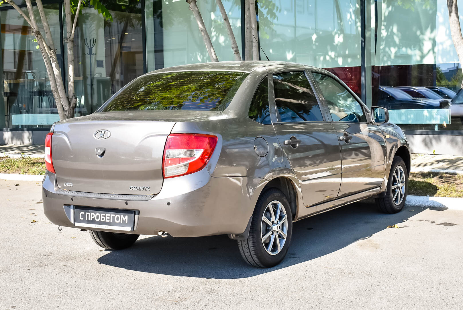 Lada (ВАЗ) Granta, I 1.6 AT (98 л.с.) 2014