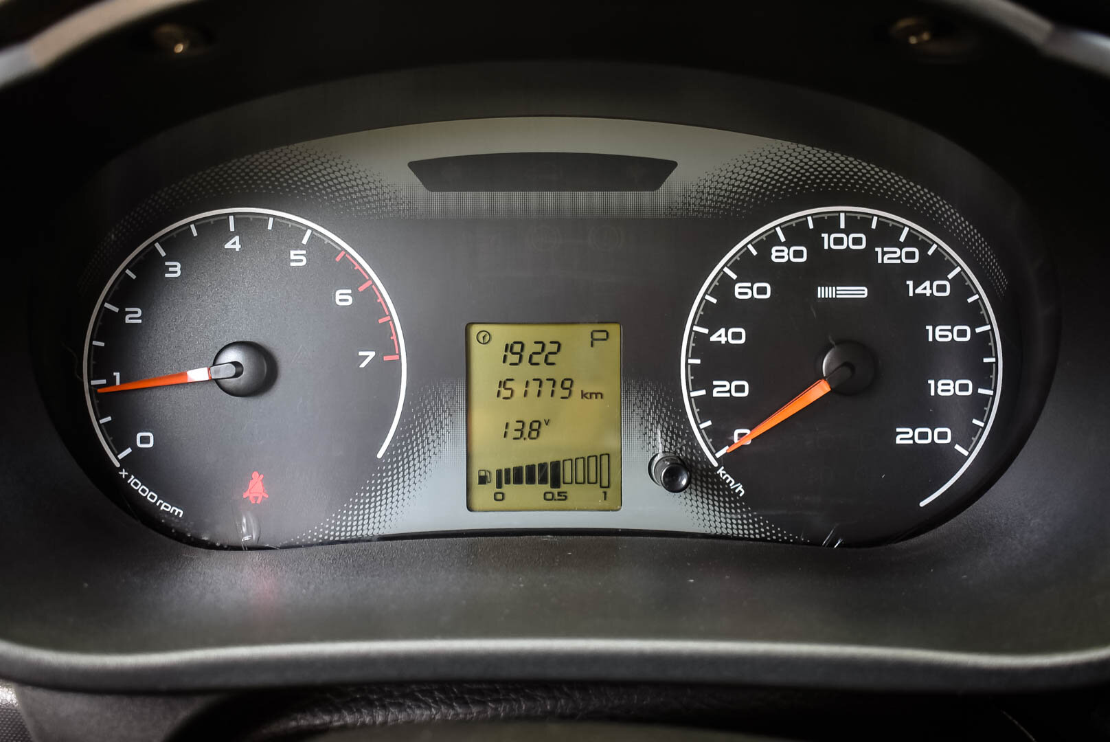 Lada (ВАЗ) Granta, I 1.6 AT (98 л.с.) 2014