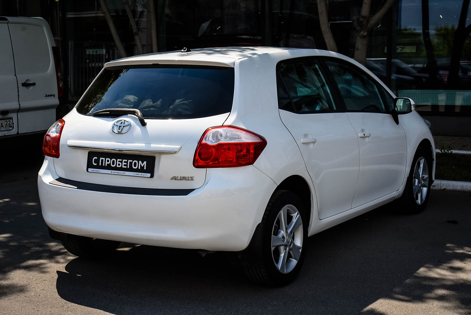Toyota Auris, I Рестайлинг 1.6 AT (124 л.с.) 2010