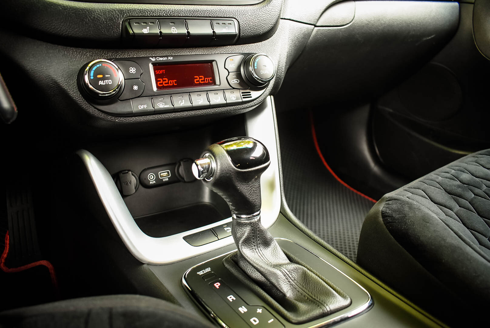 Kia Ceed, II Рестайлинг 1.6 AT (130 л.с.) 2017