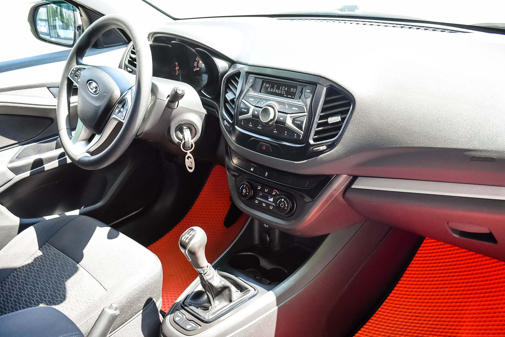 Lada (ВАЗ) Vesta, I 1.6 MT (106 л.с.) 2021