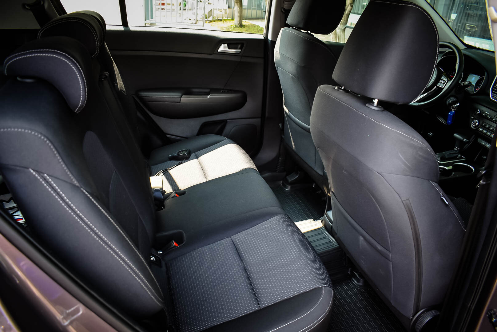 Kia Sportage, IV Рестайлинг 2.0 AT (150 л.с.) 2020
