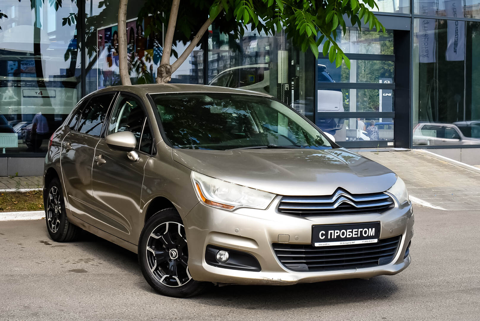 Citroen C4, II 1.6 AT (120 л.с.) 2011