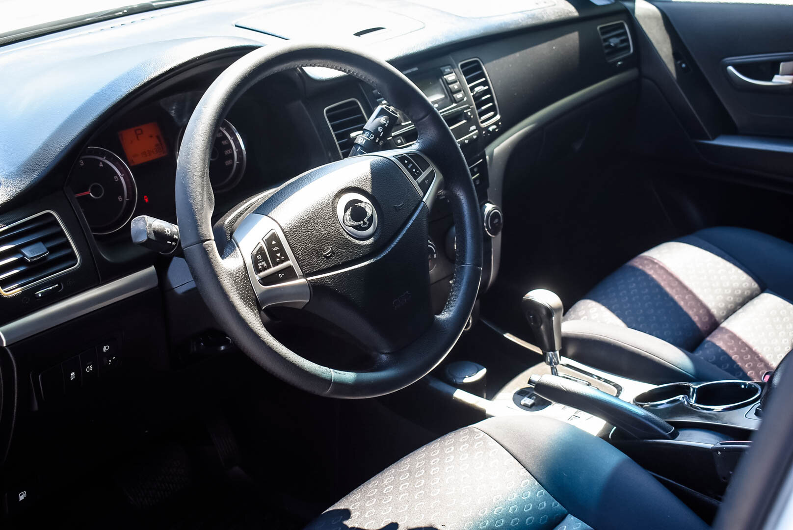 SsangYong Actyon, II 2.0d AT (149 л.с.) 2011
