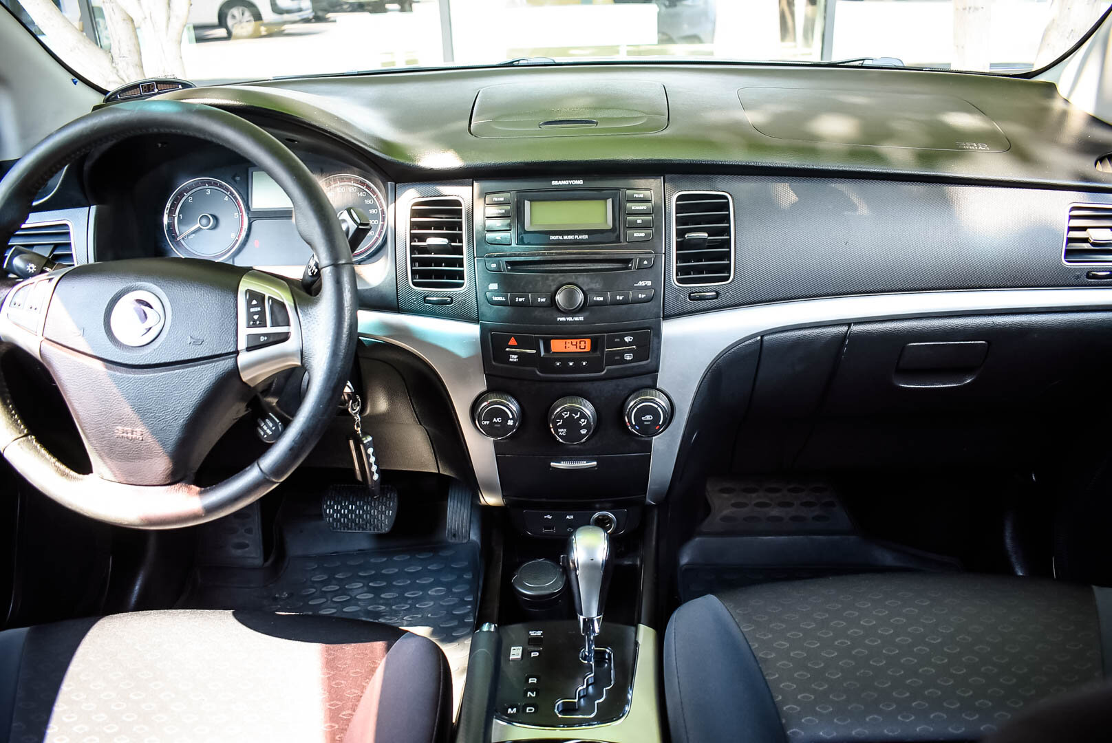 SsangYong Actyon, II 2.0d AT (149 л.с.) 2011