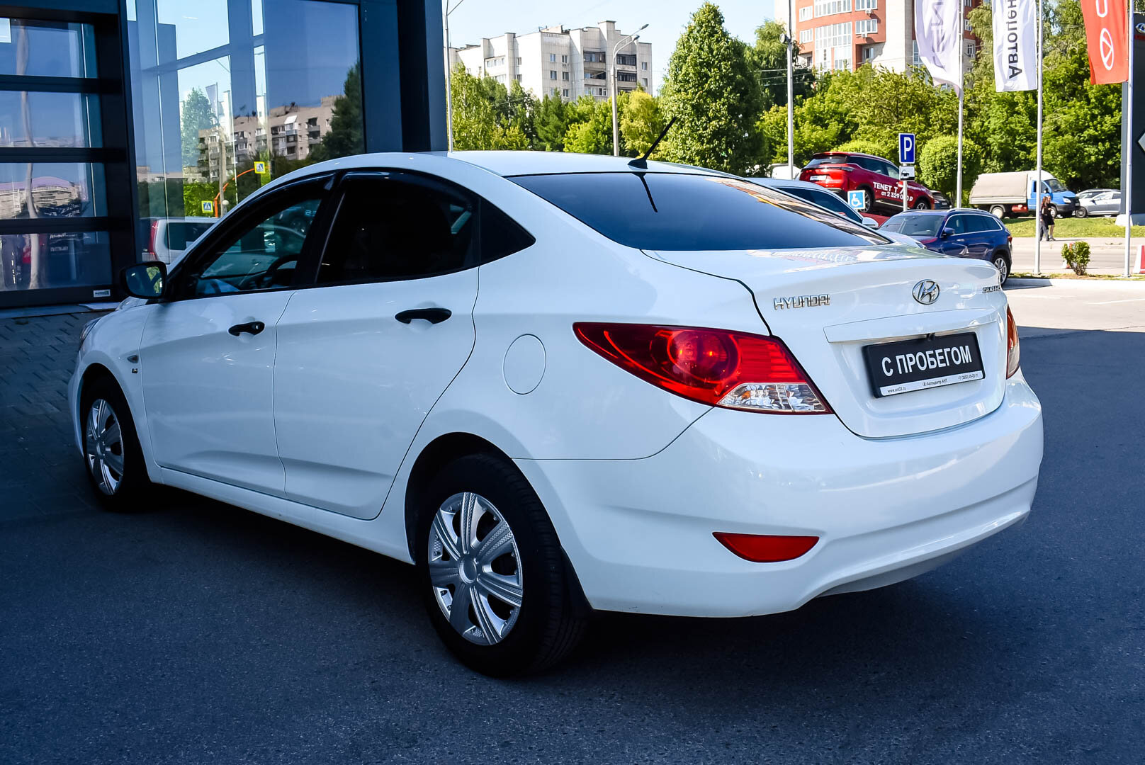 Hyundai Solaris, I 1.6 AT (123 л.с.) 2014
