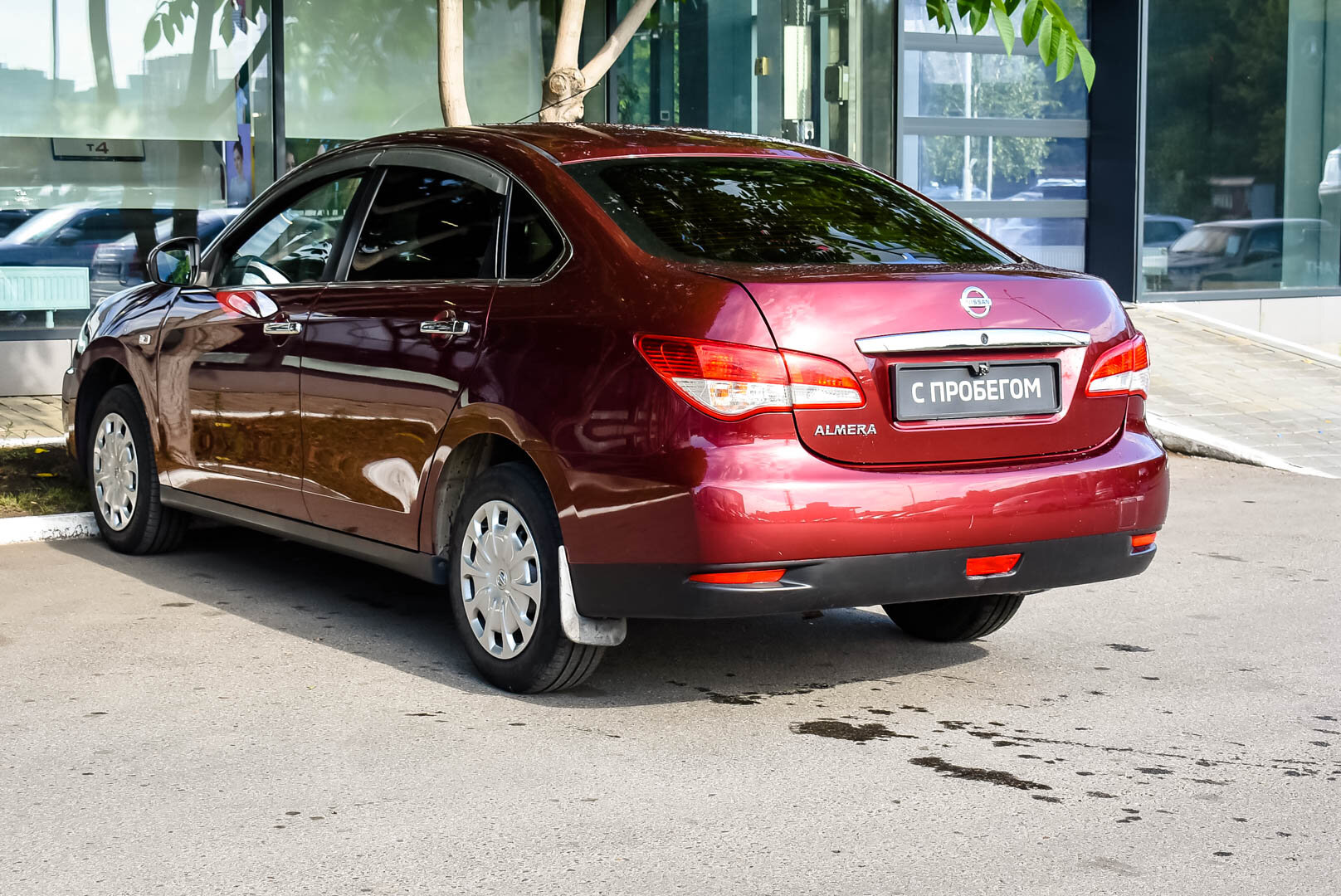 Nissan Almera, III (G15) 1.6 MT (102 л.с.) 2015