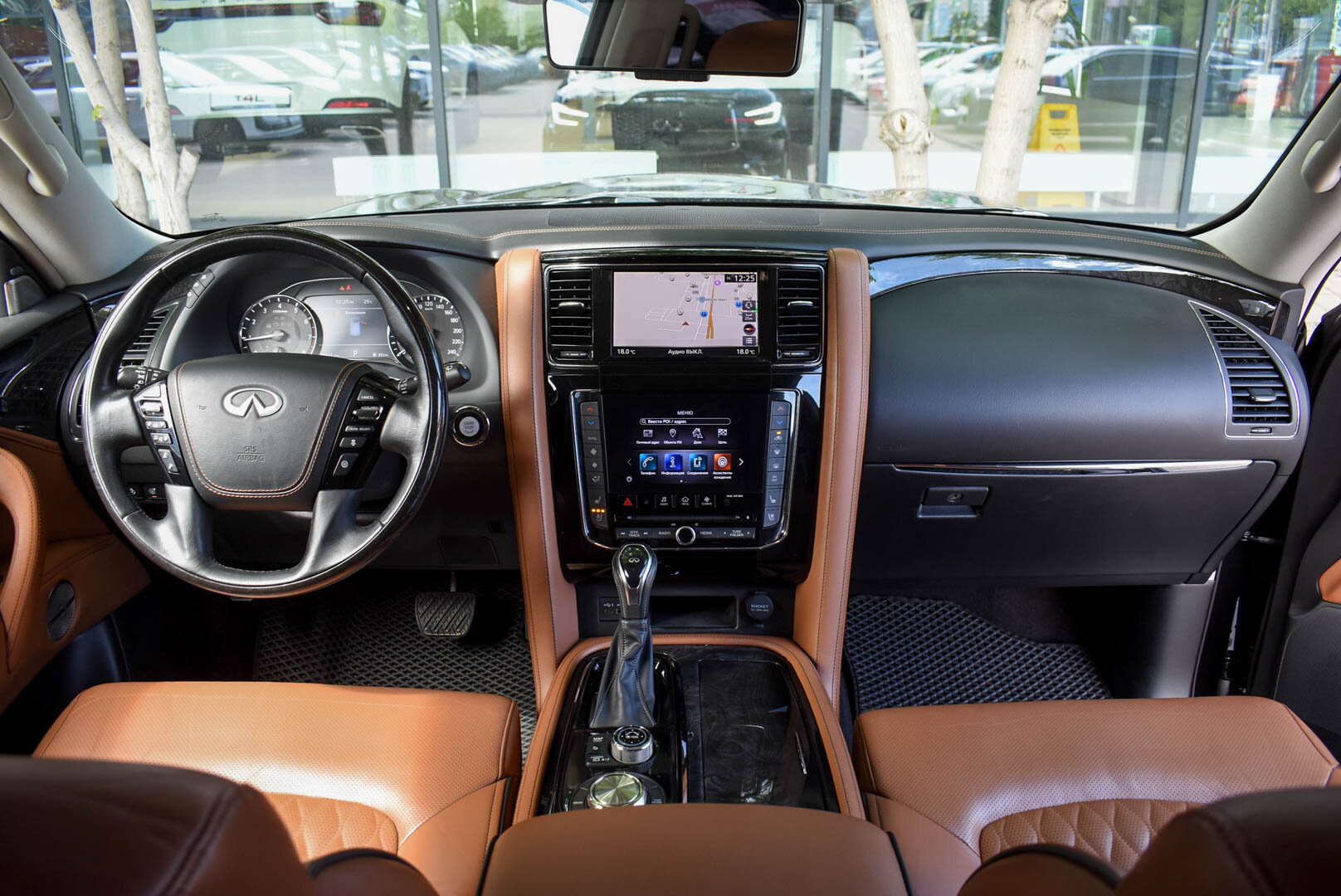 Infiniti QX80, I Рестайлинг 2 5.6 AT (405 л.с.) 4WD 2020