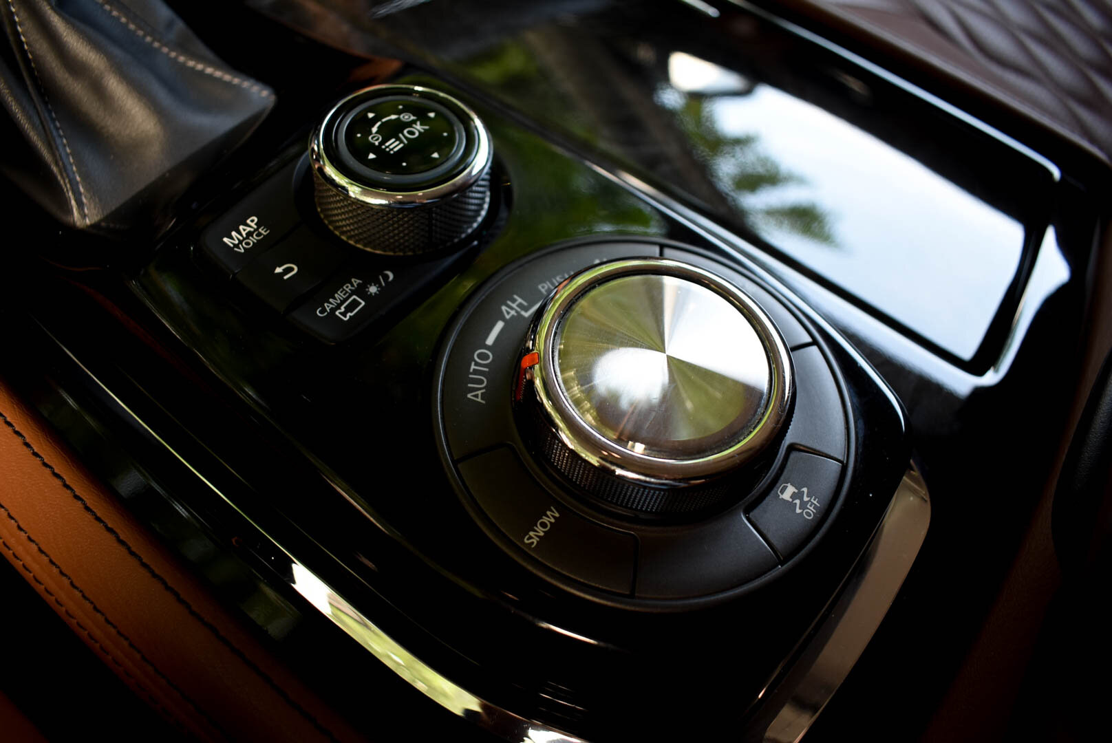 Infiniti QX80, I Рестайлинг 2 5.6 AT (405 л.с.) 4WD 2020