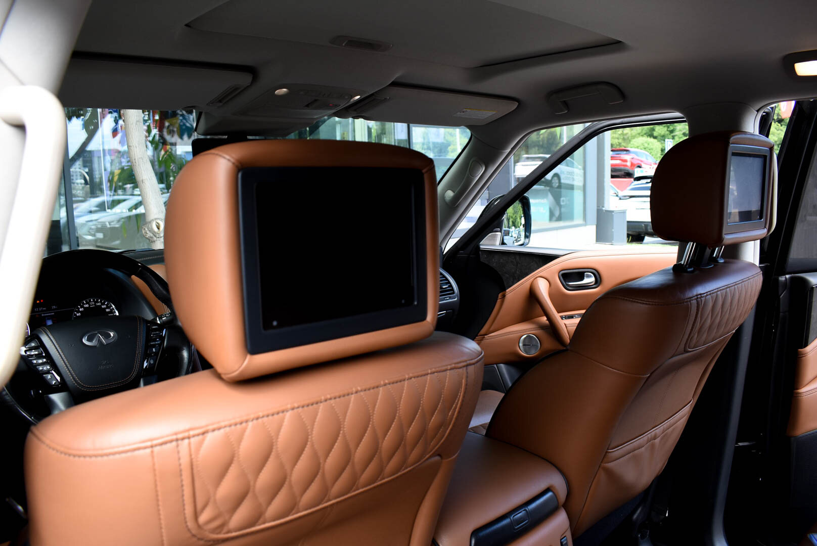Infiniti QX80, I Рестайлинг 2 5.6 AT (405 л.с.) 4WD 2020