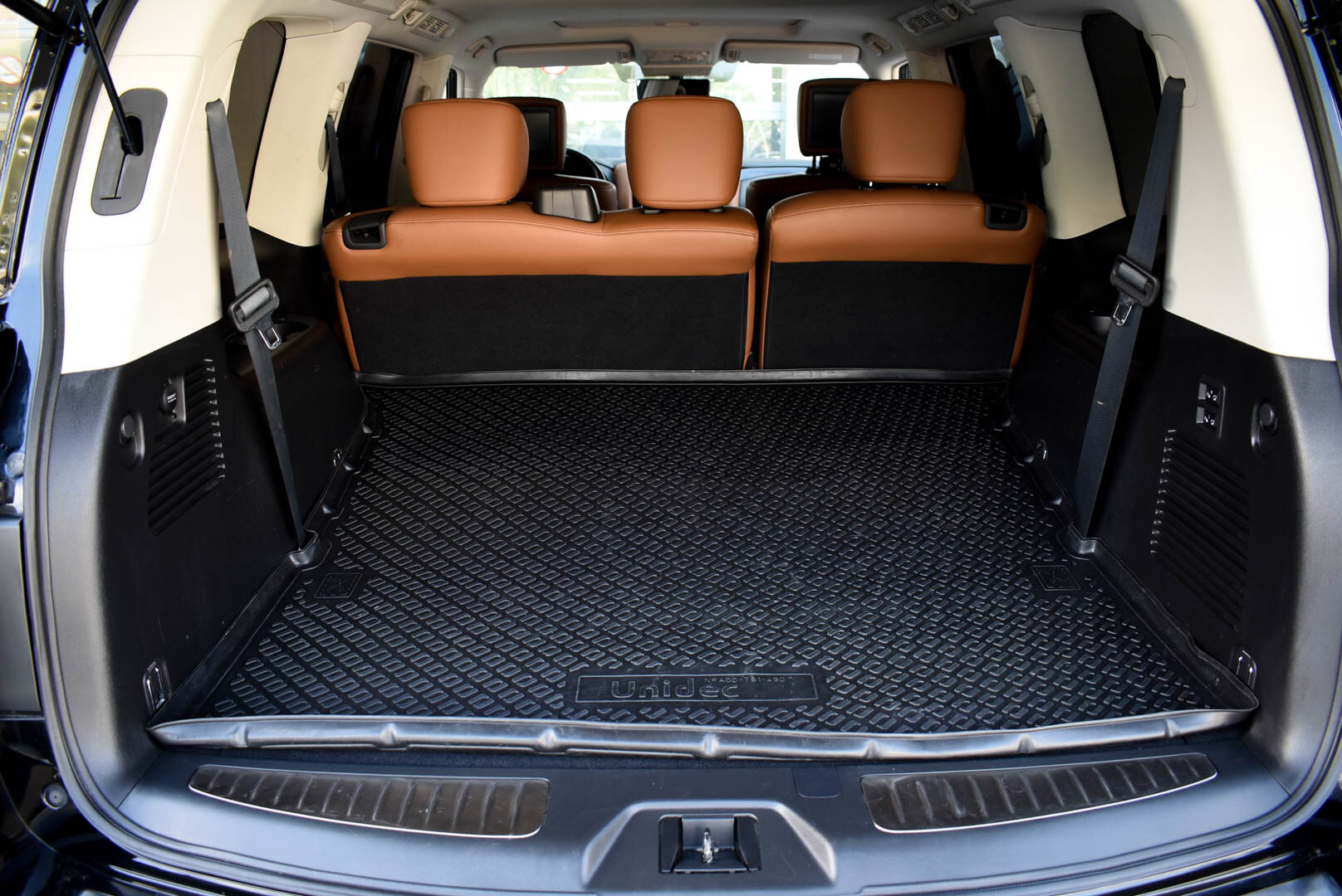 Infiniti QX80, I Рестайлинг 2 5.6 AT (405 л.с.) 4WD 2020