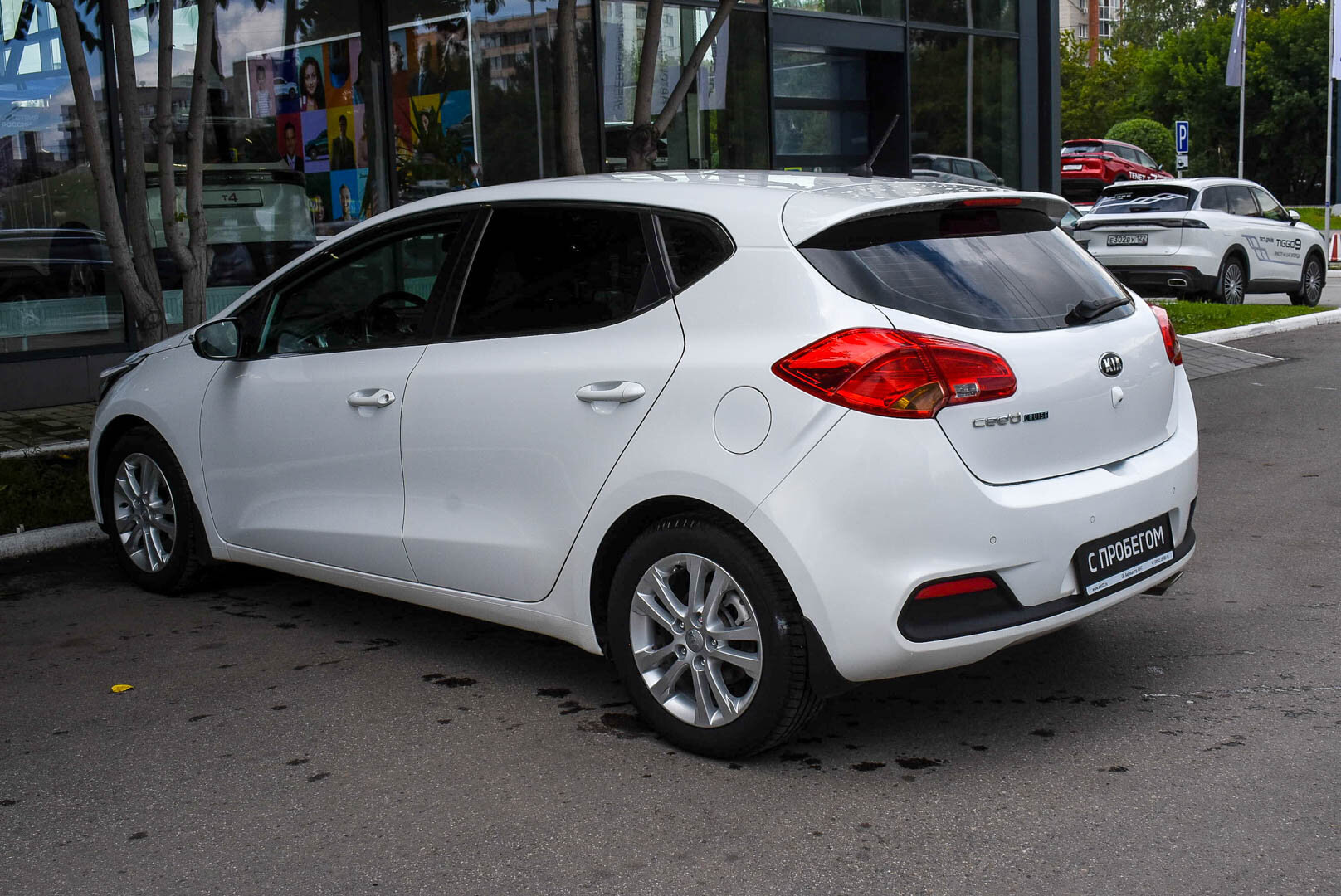 Kia Ceed, II 1.6 AT (129 л.с.) 2014