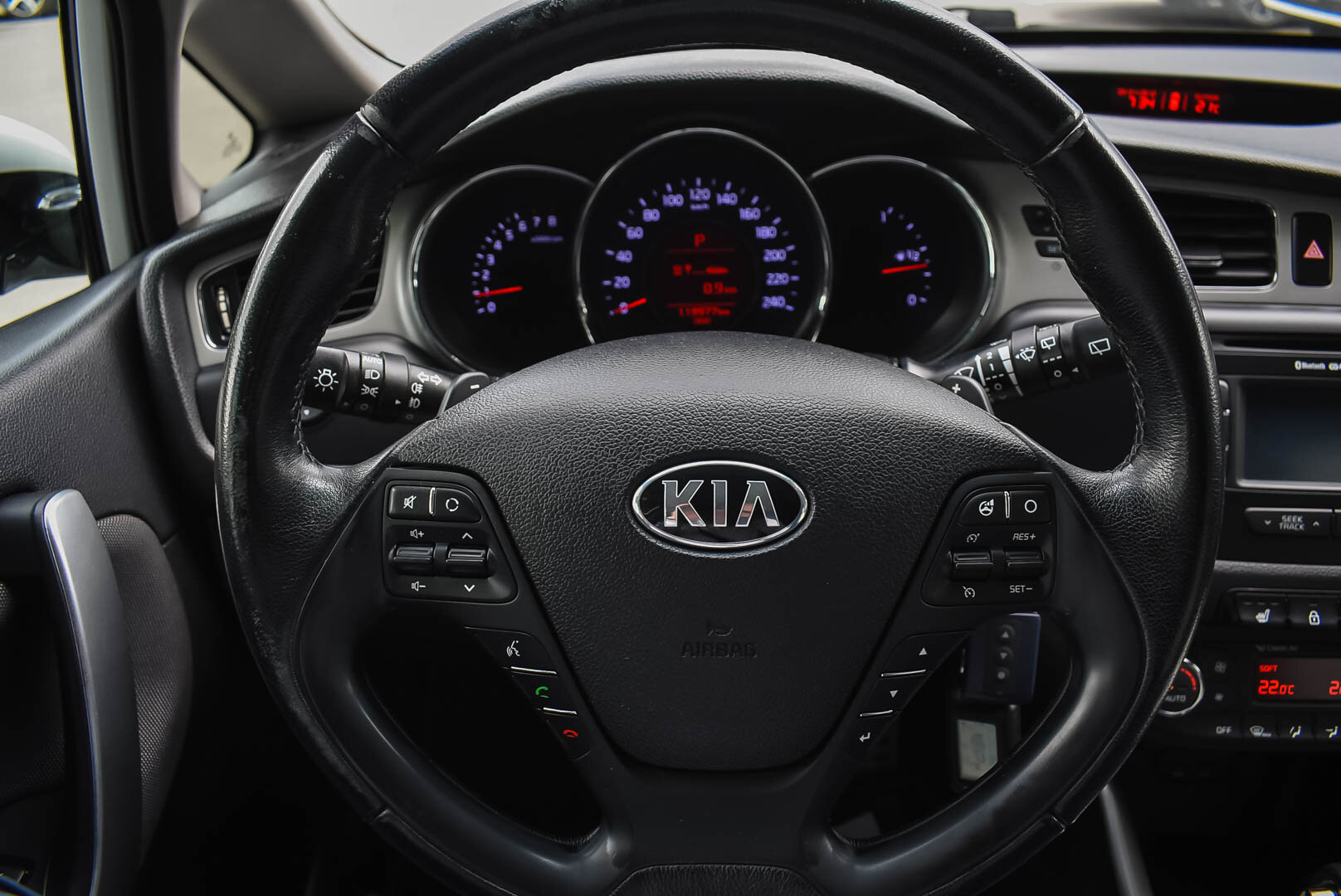 Kia Ceed, II 1.6 AT (129 л.с.) 2014