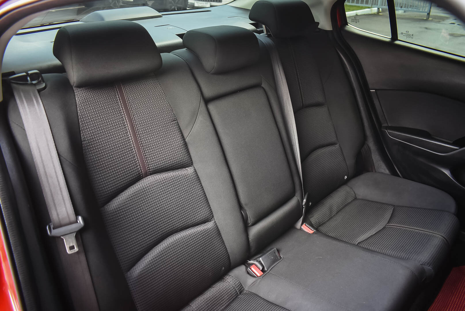 Mazda 3, III (BM) Рестайлинг 1.5 AT (120 л.с.) 2018