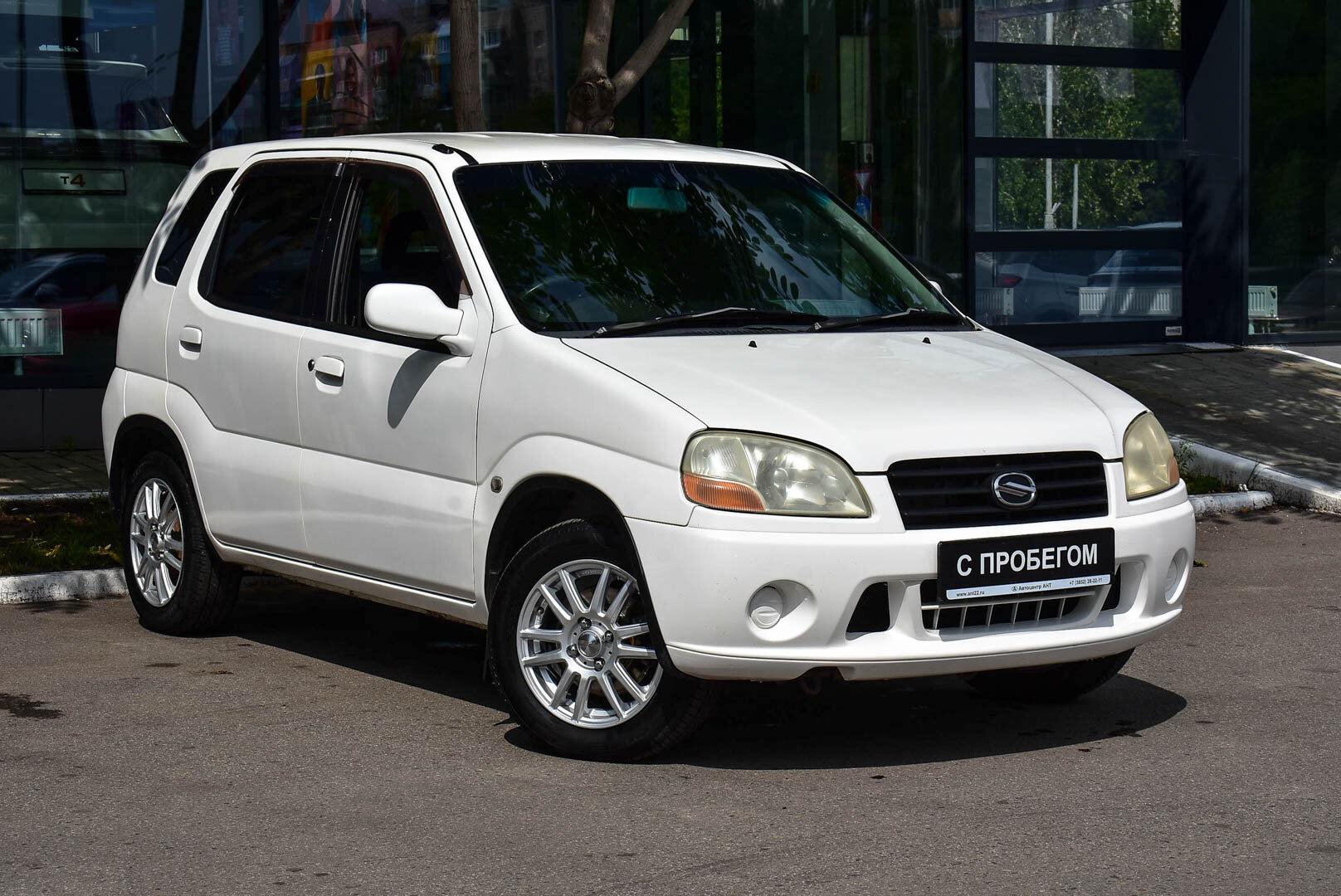Suzuki Swift, II Рестайлинг 1.3 AT (86 л.с.) 2002